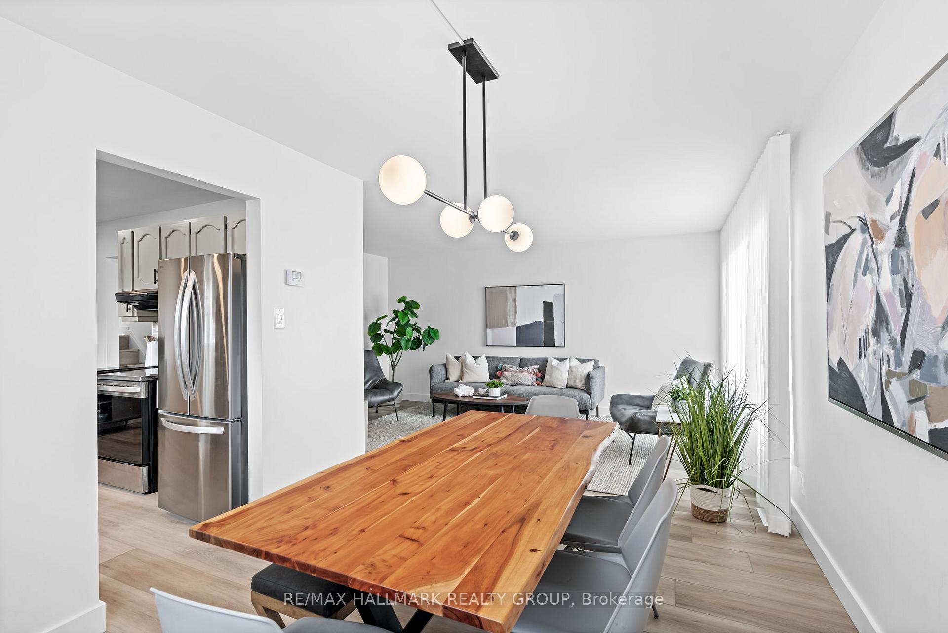 Photo 12 of 85 Village Green, Ottawa, Kanata - Glencairn/Hazeldean — HOMEH