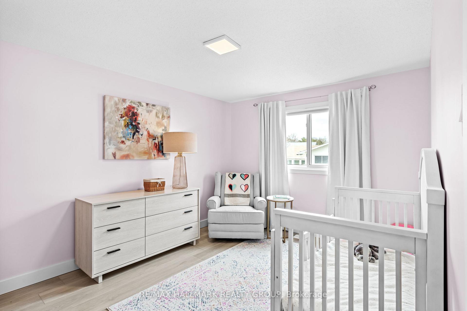 Photo 19 of 85 Village Green, Ottawa, Kanata - Glencairn/Hazeldean — HOMEH