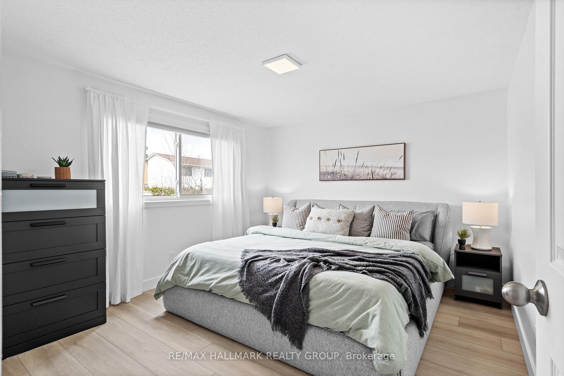 Photo 21 of 85 Village Green, Ottawa, Kanata - Glencairn/Hazeldean — HOMEH
