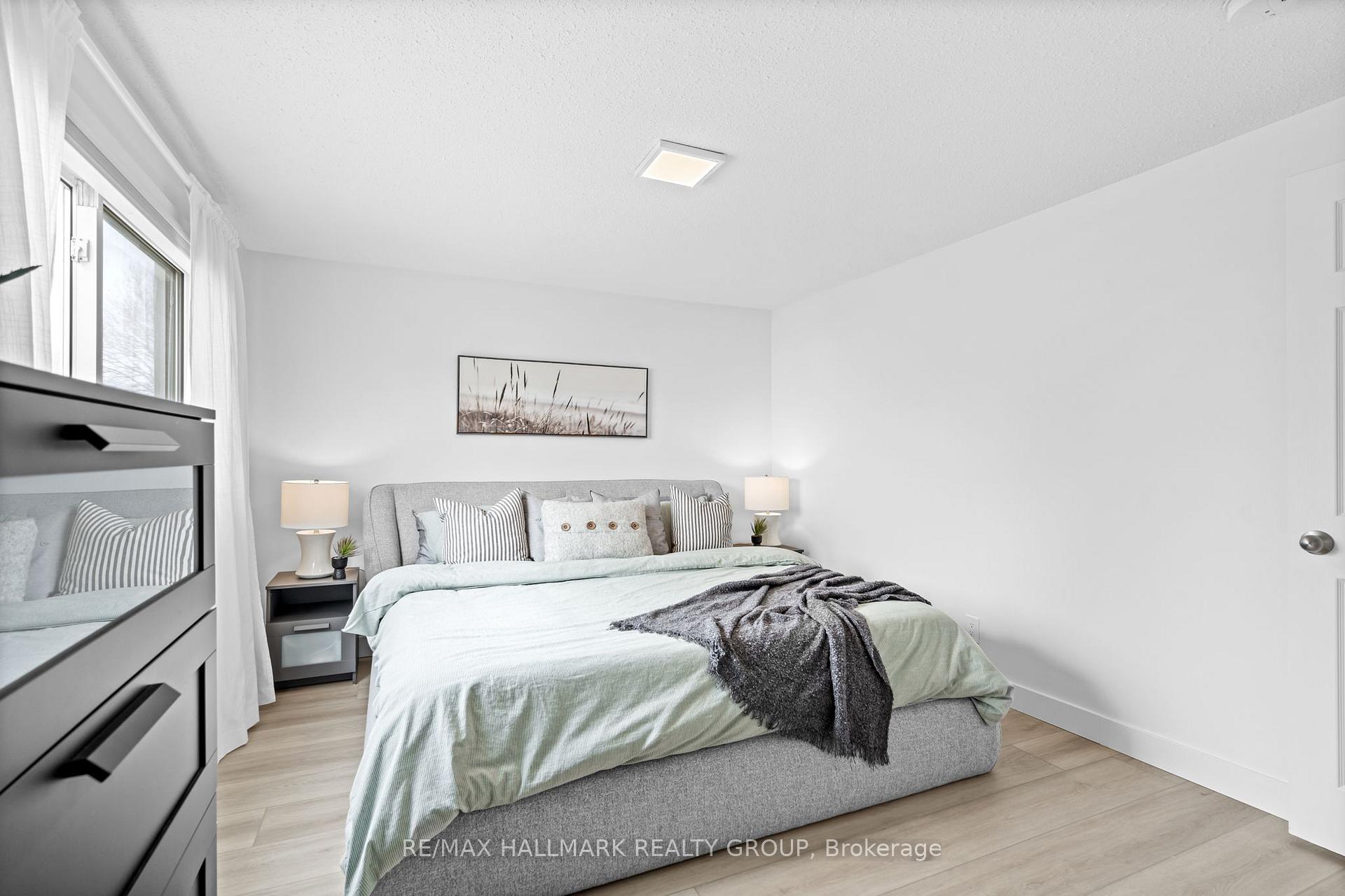 Photo 22 of 85 Village Green, Ottawa, Kanata - Glencairn/Hazeldean — HOMEH