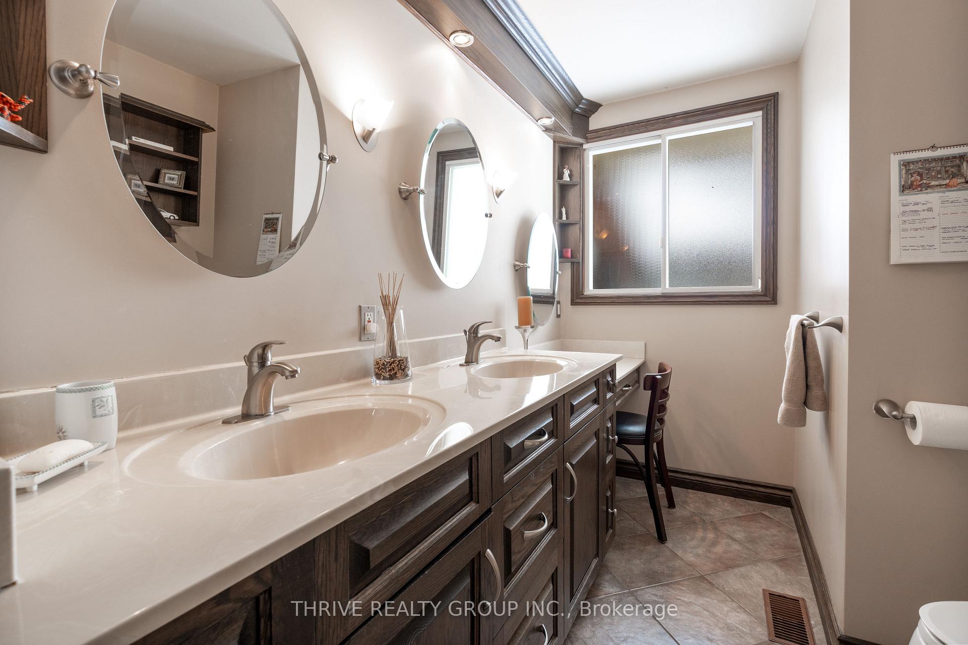 Photo 16 of 9736 Longwoods Road, Middlesex Centre, Rural Middlesex Centre — HOMEH