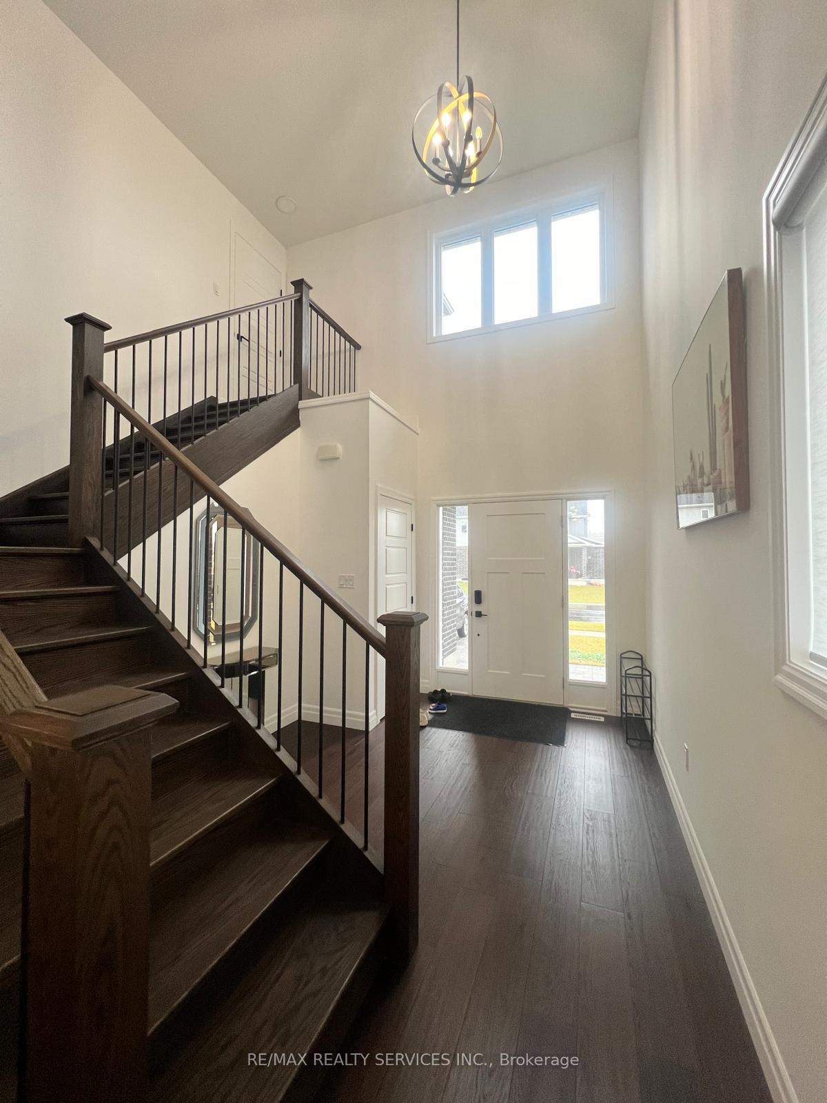 Photo 2 of 101 Basil Crescent, Middlesex Centre, Ilderton — HOMEH
