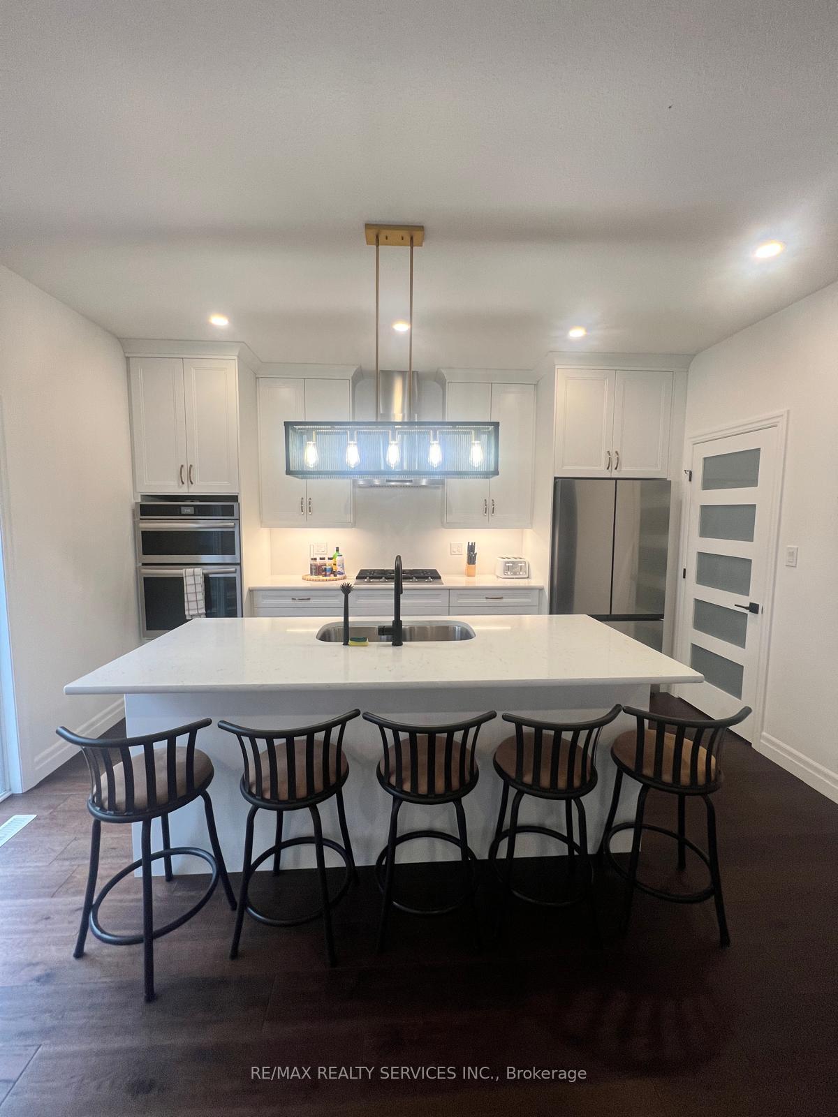 Photo 9 of 101 Basil Crescent, Middlesex Centre, Ilderton — HOMEH