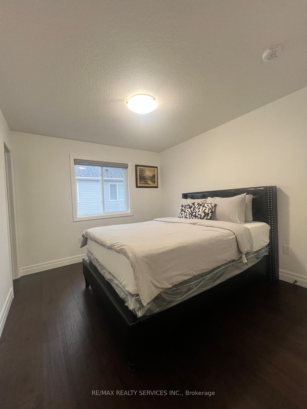 Photo 15 of 101 Basil Crescent, Middlesex Centre, Ilderton — HOMEH