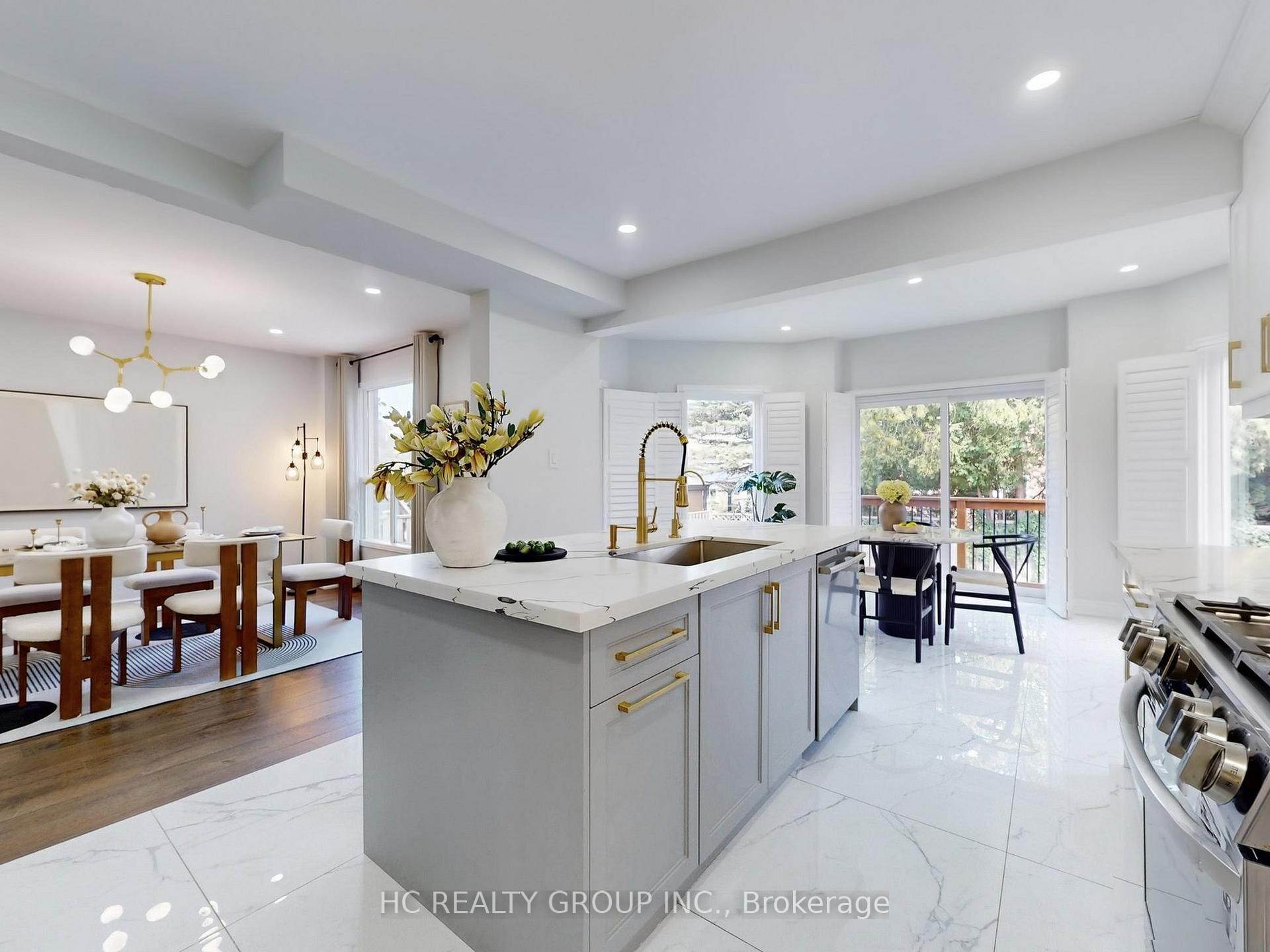 Photo 10 of 104 Tilman Circle, Markham, Markham Village — HOMEH