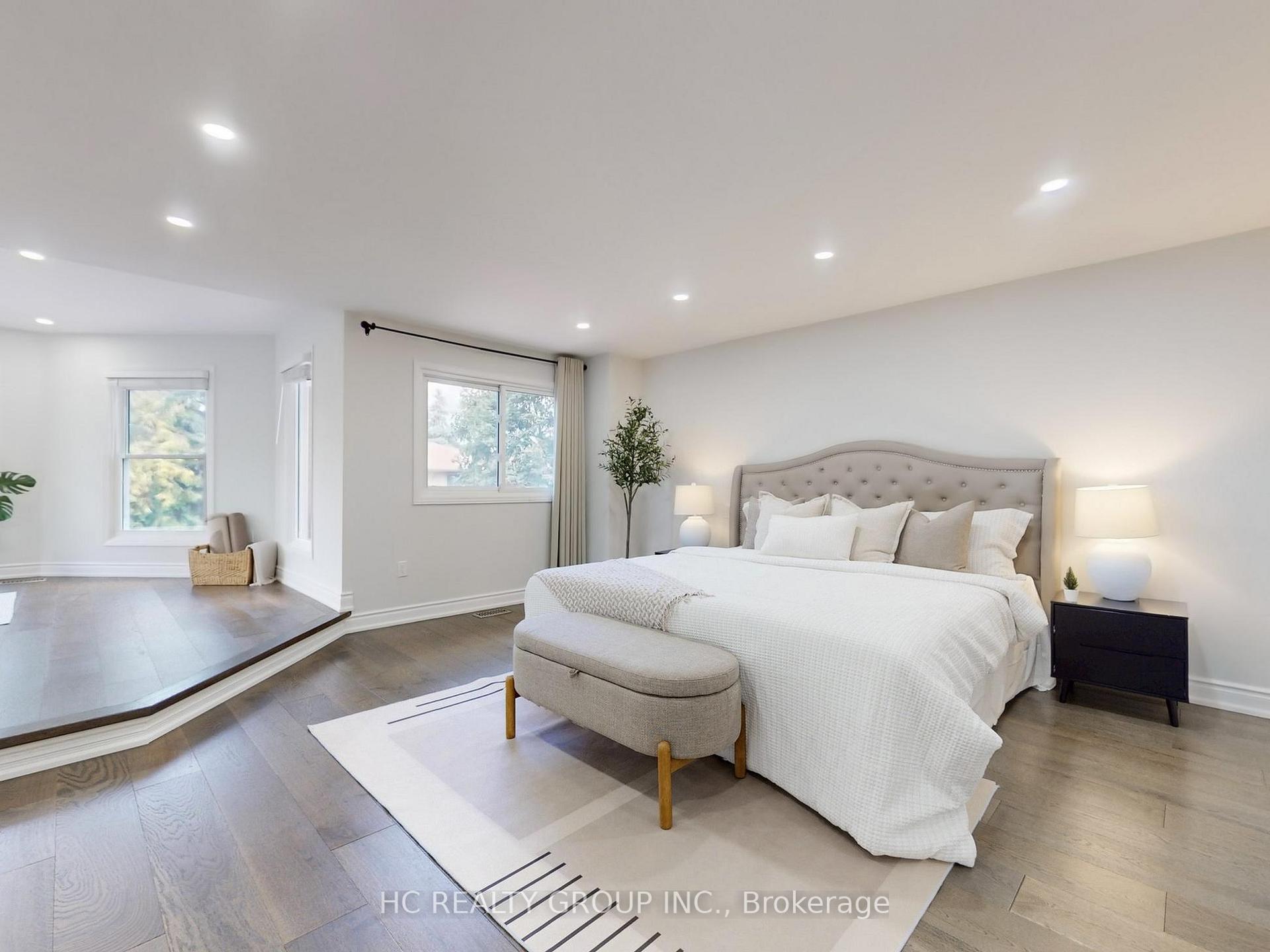Photo 17 of 104 Tilman Circle, Markham, Markham Village — HOMEH