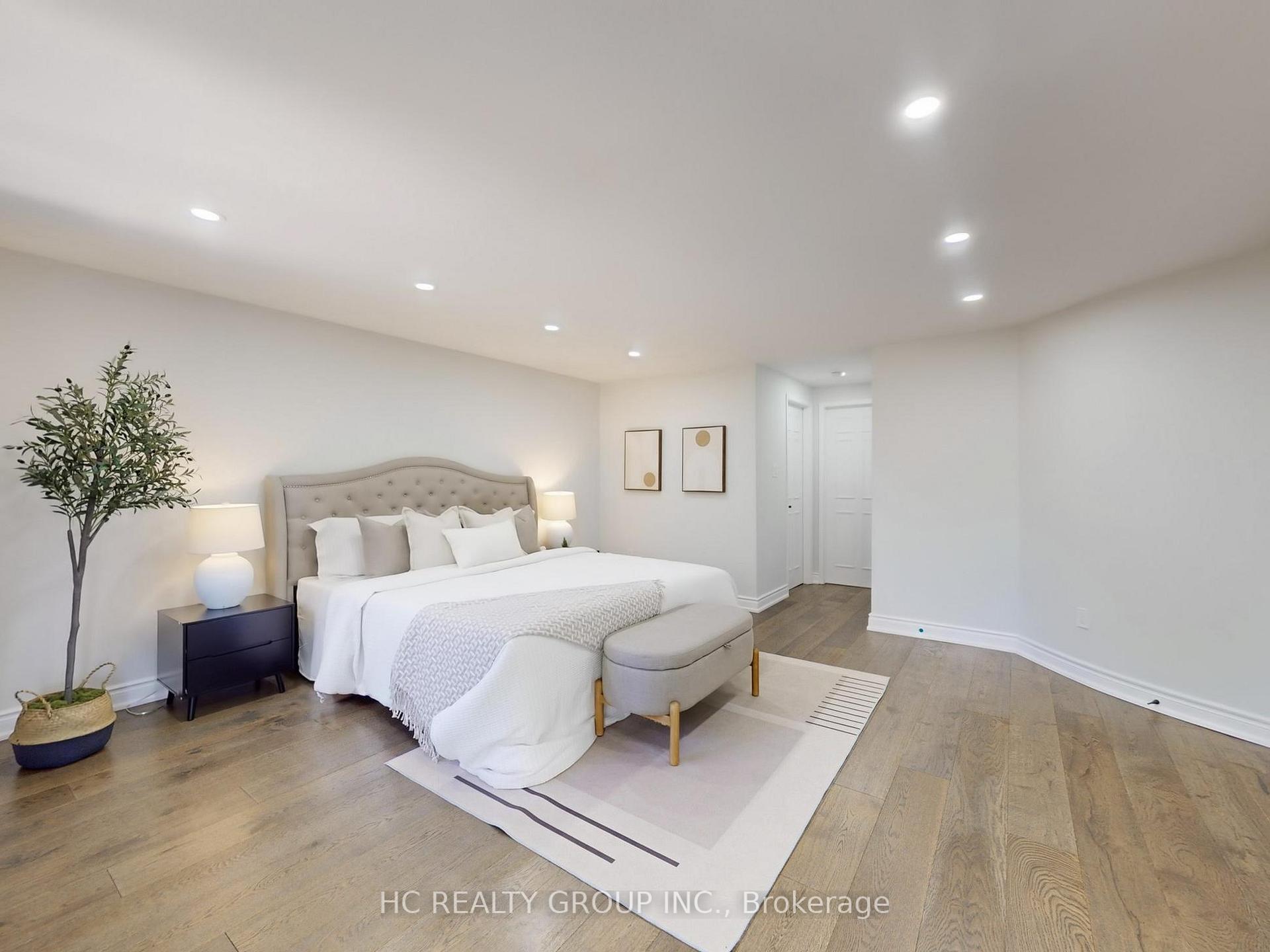 Photo 20 of 104 Tilman Circle, Markham, Markham Village — HOMEH