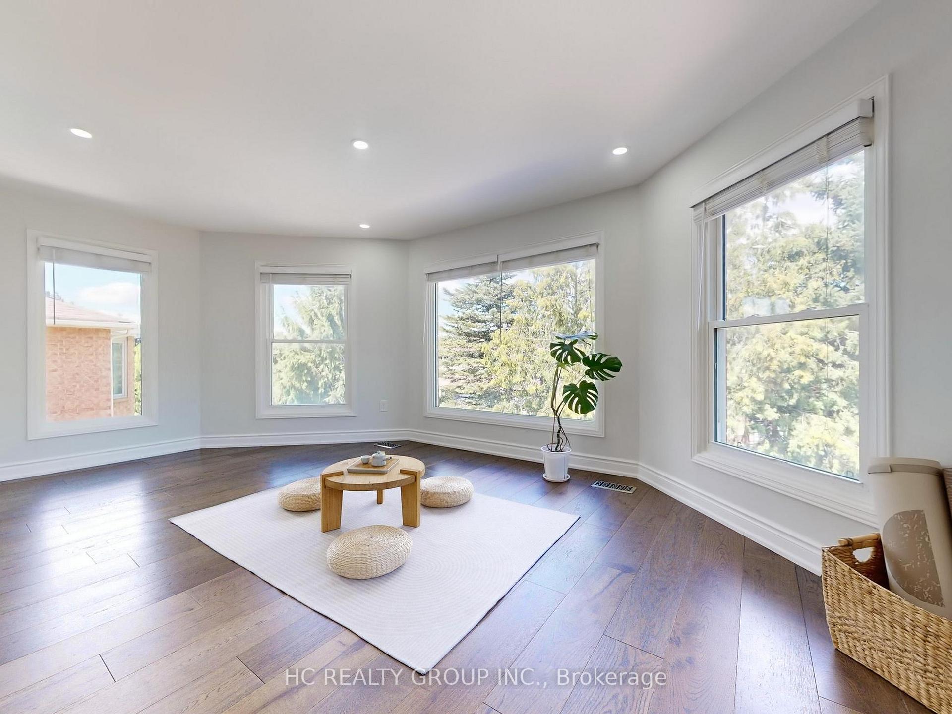 Photo 21 of 104 Tilman Circle, Markham, Markham Village — HOMEH