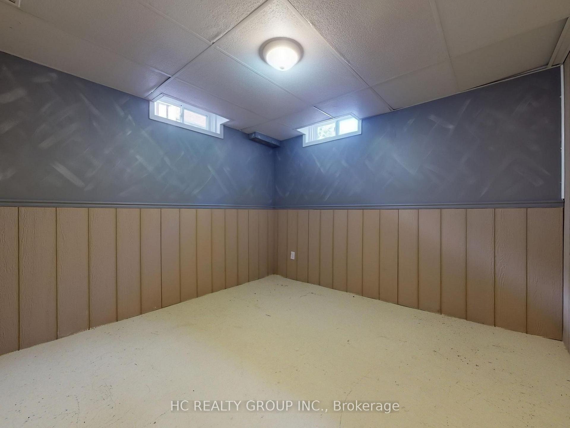 Photo 37 of 104 Tilman Circle, Markham, Markham Village — HOMEH