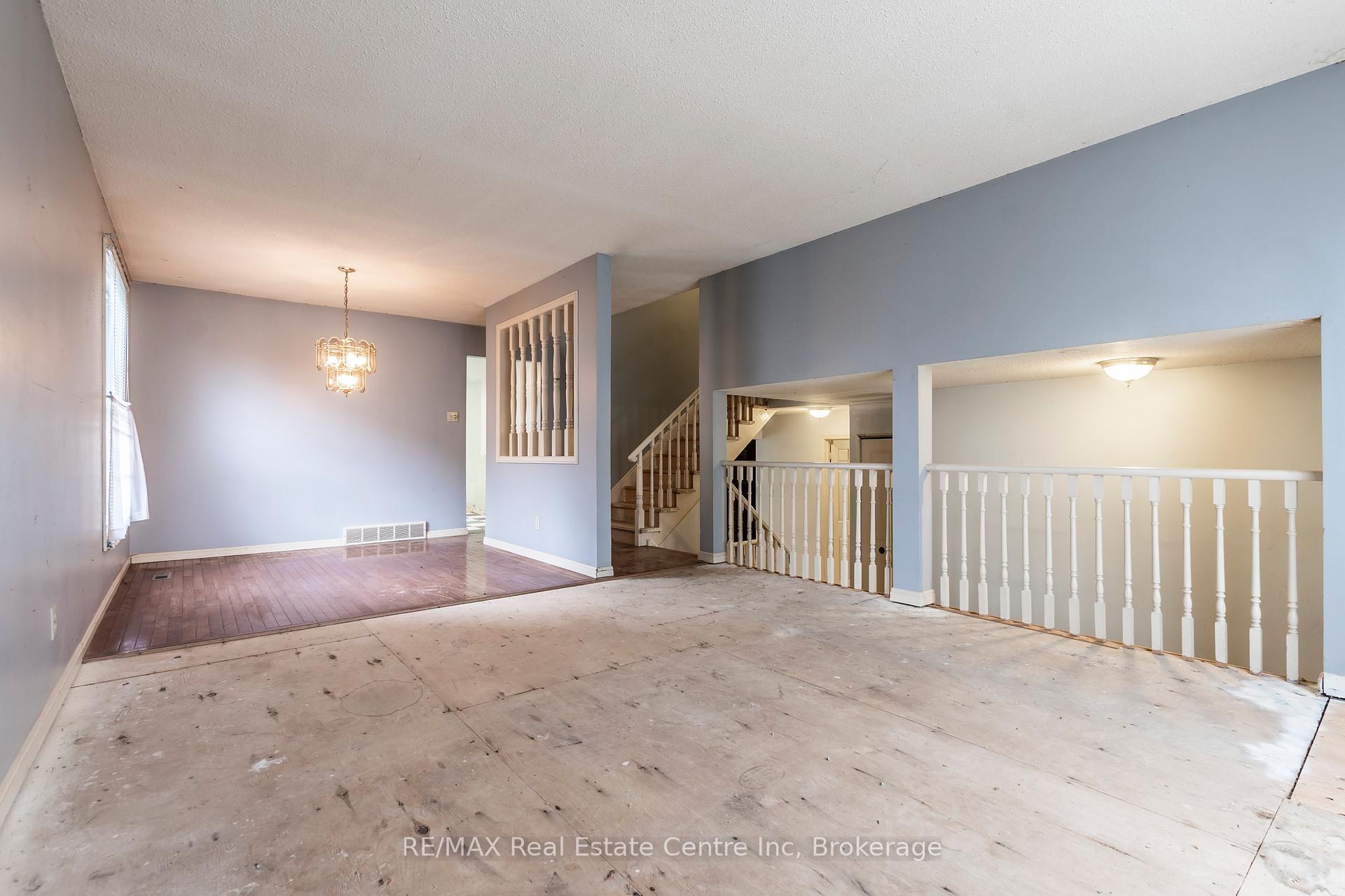 Photo 13 of 476 Westheights Drive, Kitchener — HOMEH