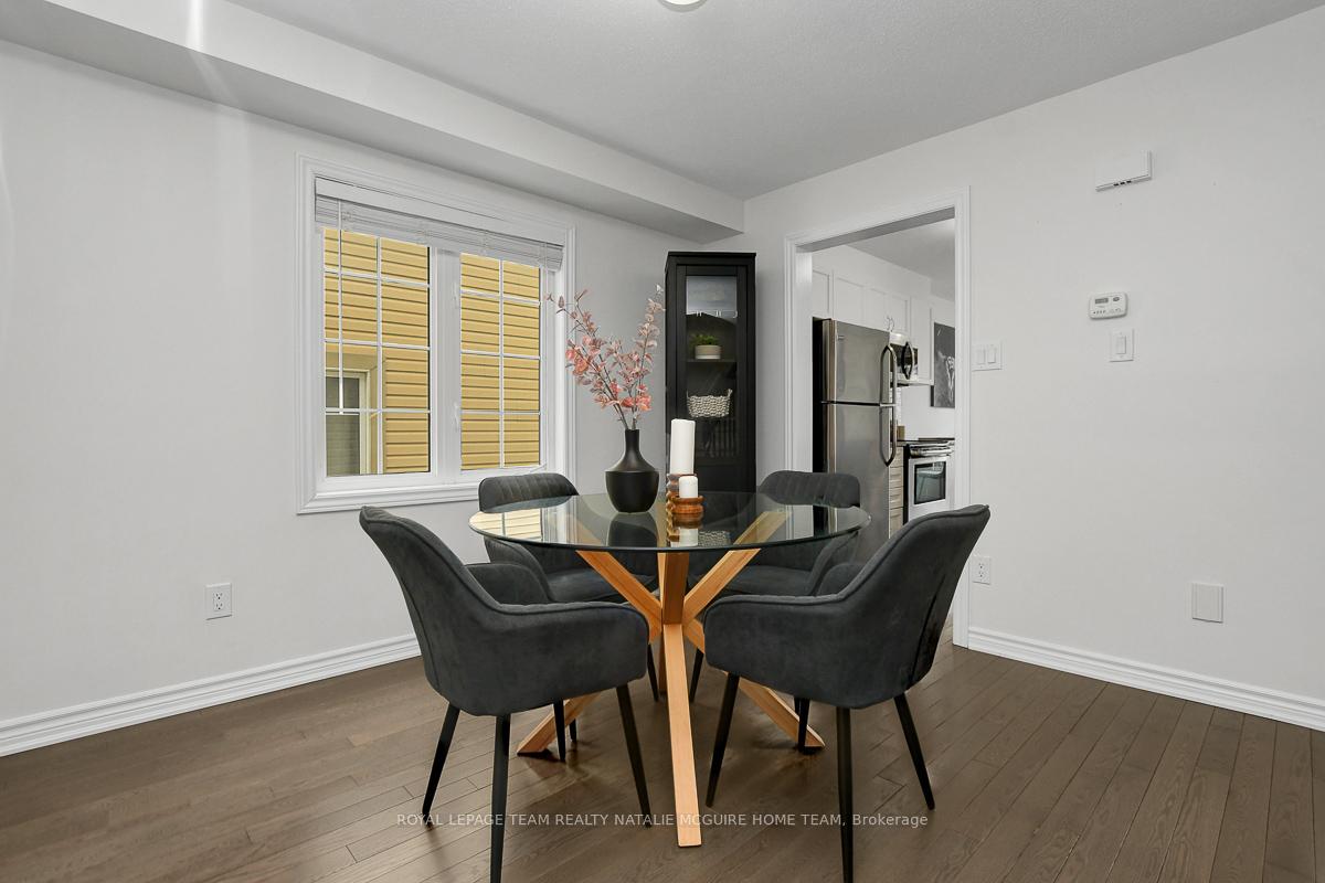 Photo 16 of 599 Meadowcreek Circle, Ottawa, Kanata - Emerald Meadows/Trailwest — HOMEH