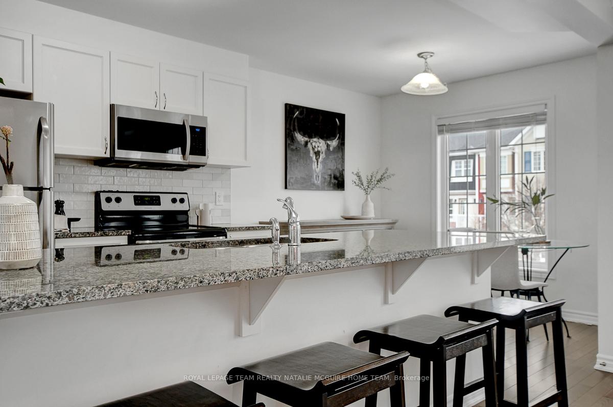Photo 18 of 599 Meadowcreek Circle, Ottawa, Kanata - Emerald Meadows/Trailwest — HOMEH