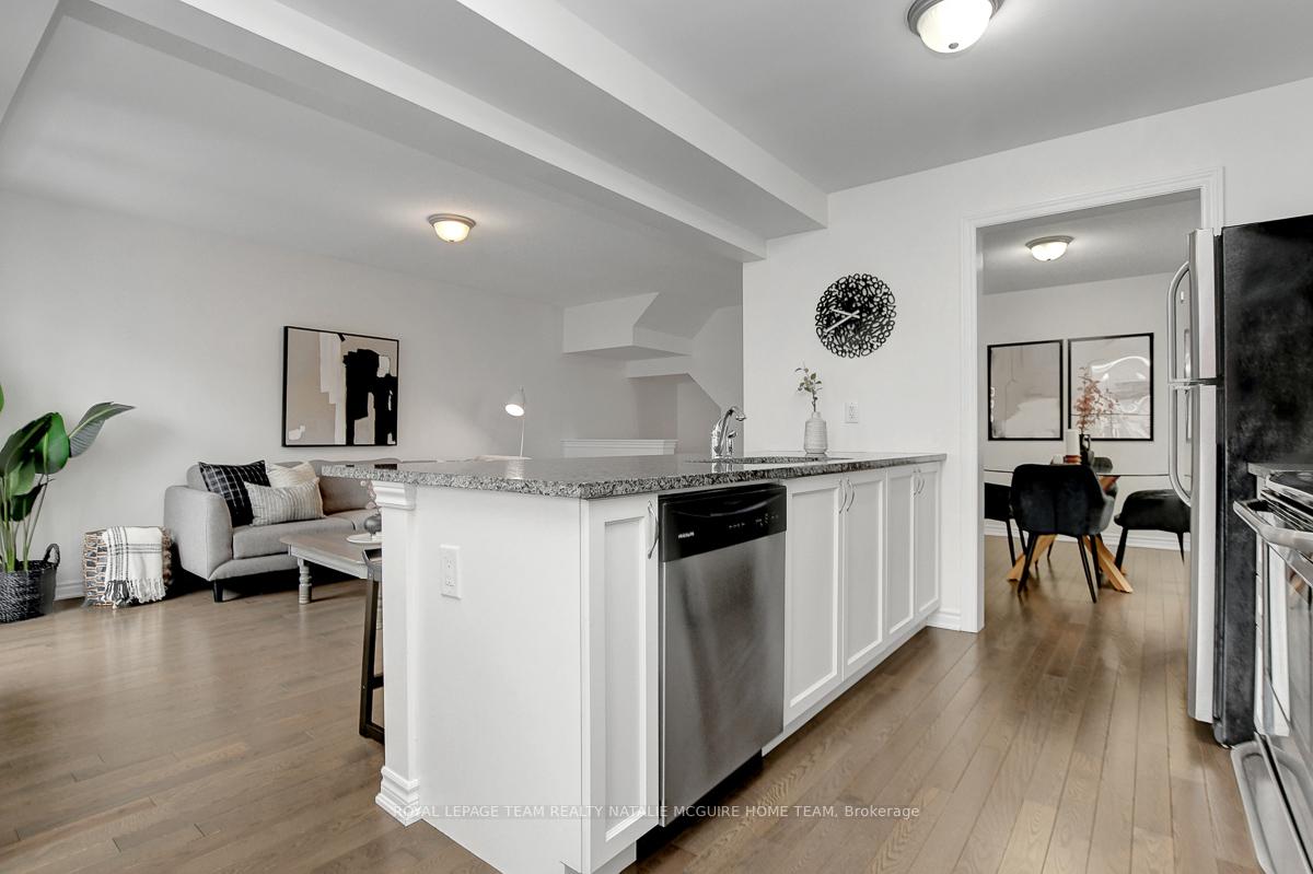 Photo 22 of 599 Meadowcreek Circle, Ottawa, Kanata - Emerald Meadows/Trailwest — HOMEH