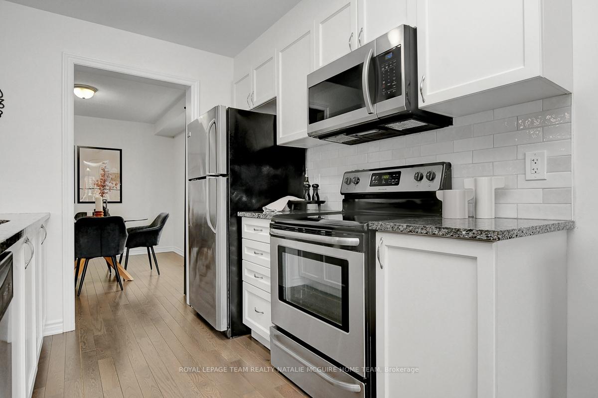 Photo 23 of 599 Meadowcreek Circle, Ottawa, Kanata - Emerald Meadows/Trailwest — HOMEH