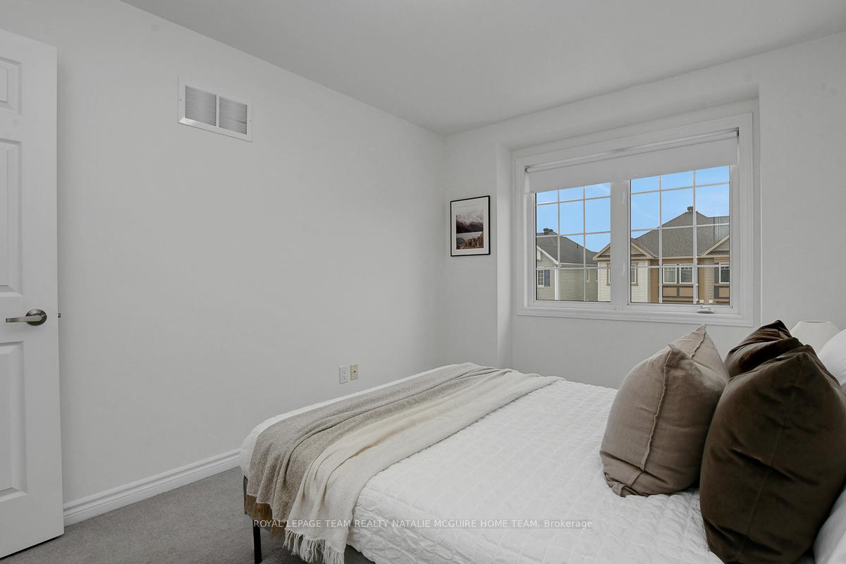 Photo 39 of 599 Meadowcreek Circle, Ottawa, Kanata - Emerald Meadows/Trailwest — HOMEH