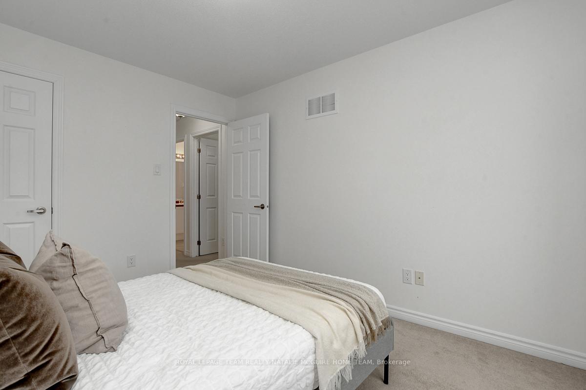 Photo 40 of 599 Meadowcreek Circle, Ottawa, Kanata - Emerald Meadows/Trailwest — HOMEH