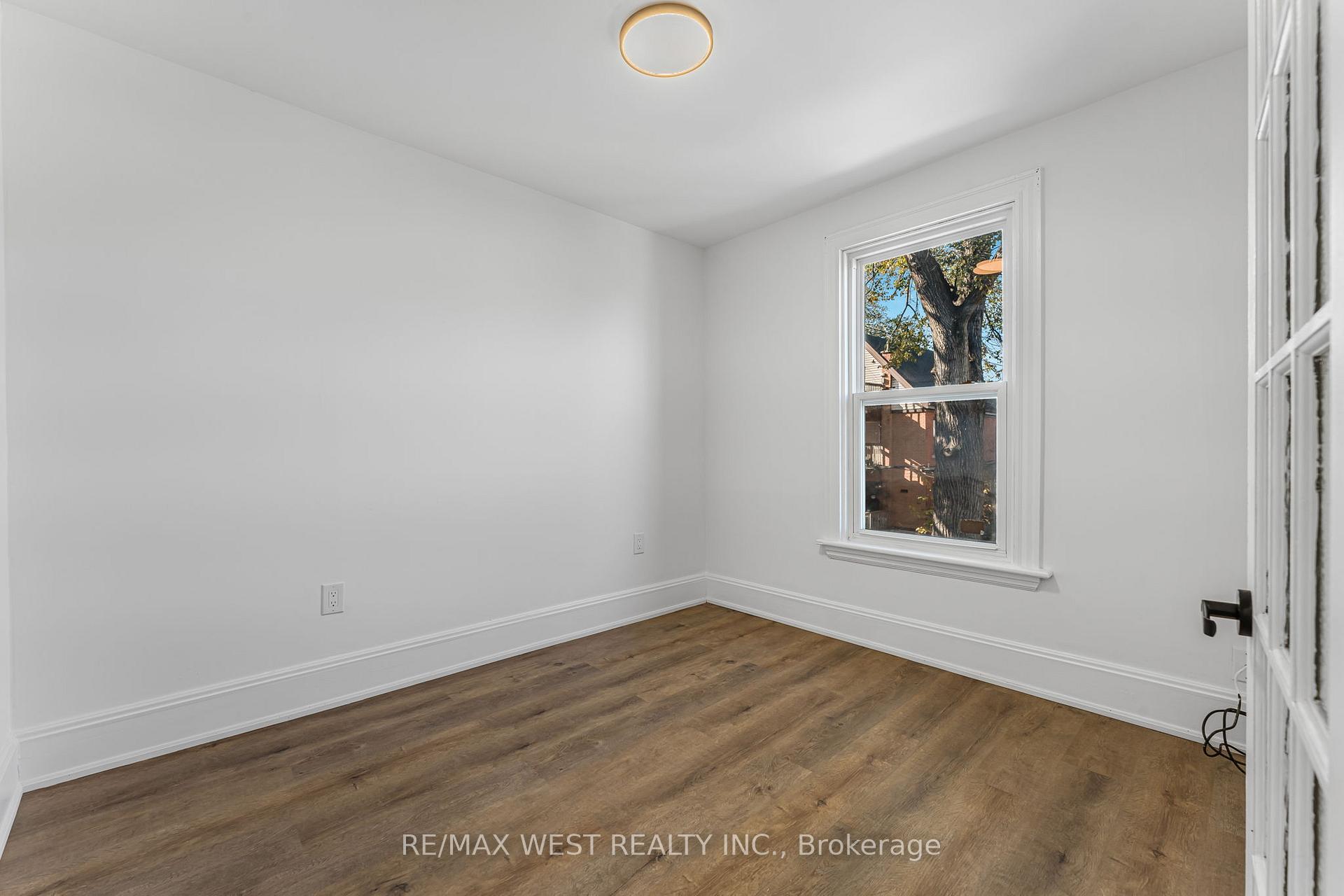 Photo 4 of Unit Upper, 57 Stirton Street, Hamilton, Gibson — HOMEH