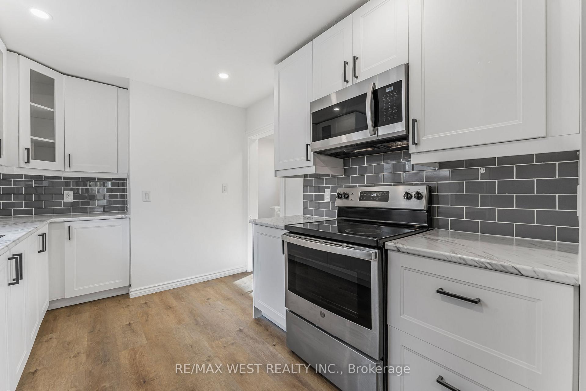 Photo 5 of Unit Upper, 57 Stirton Street, Hamilton, Gibson — HOMEH