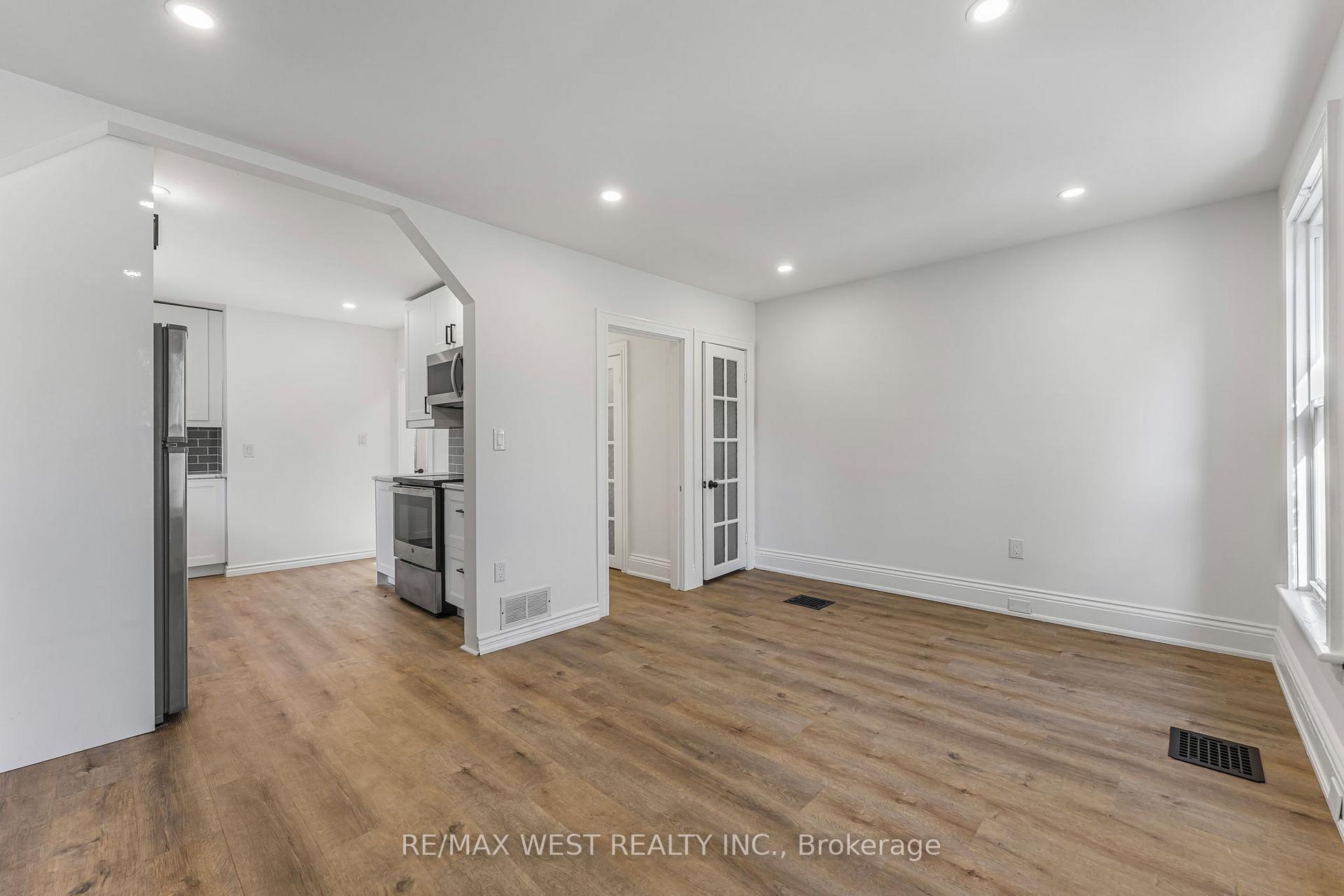 Photo 9 of Unit Upper, 57 Stirton Street, Hamilton, Gibson — HOMEH