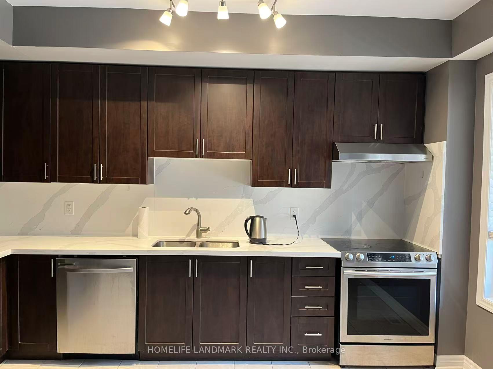 Photo 10 of 38 Orca Drive, Markham, Wismer — HOMEH