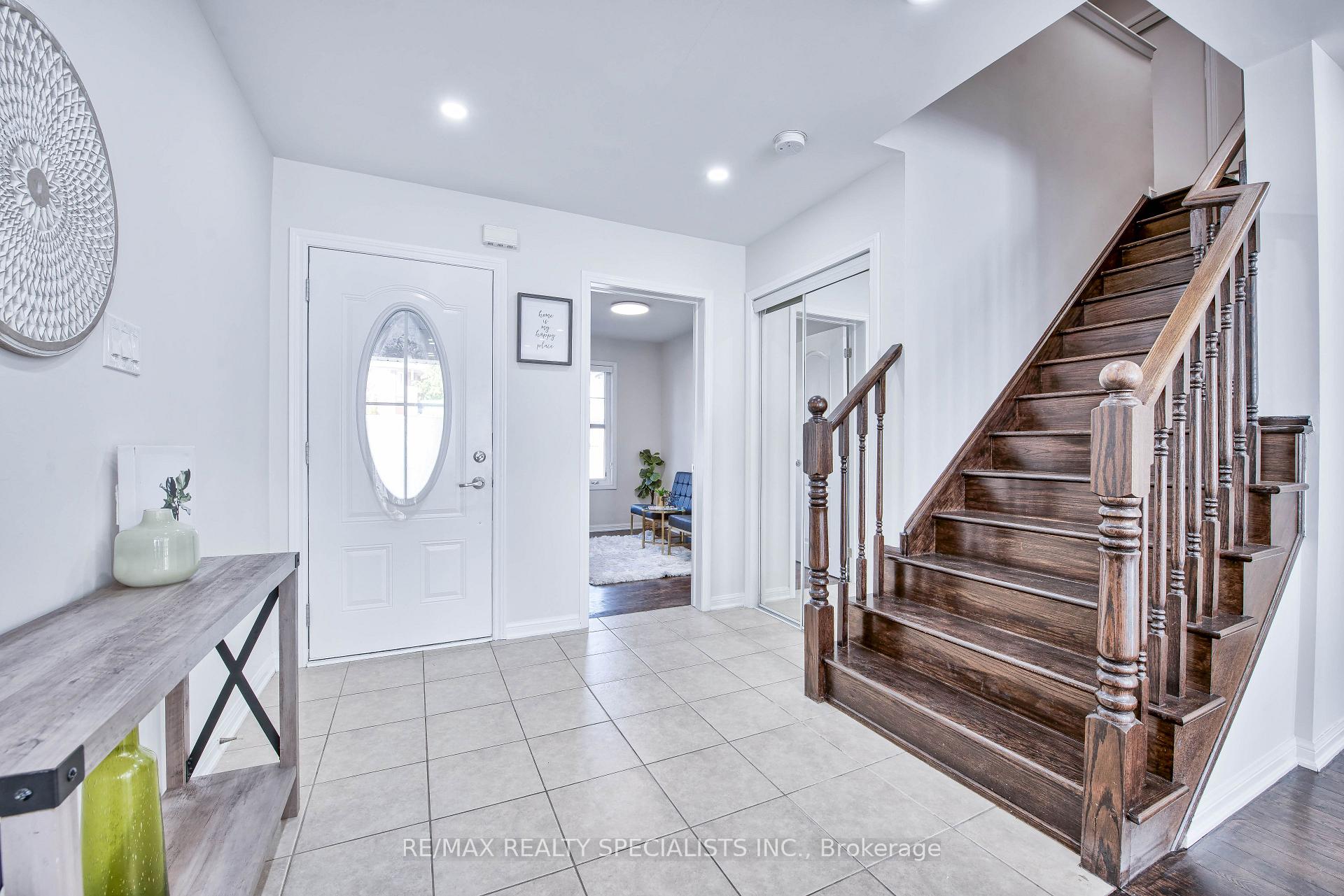 Photo 4 of 282 Cedric Terrace, Milton, Harrison — HOMEH