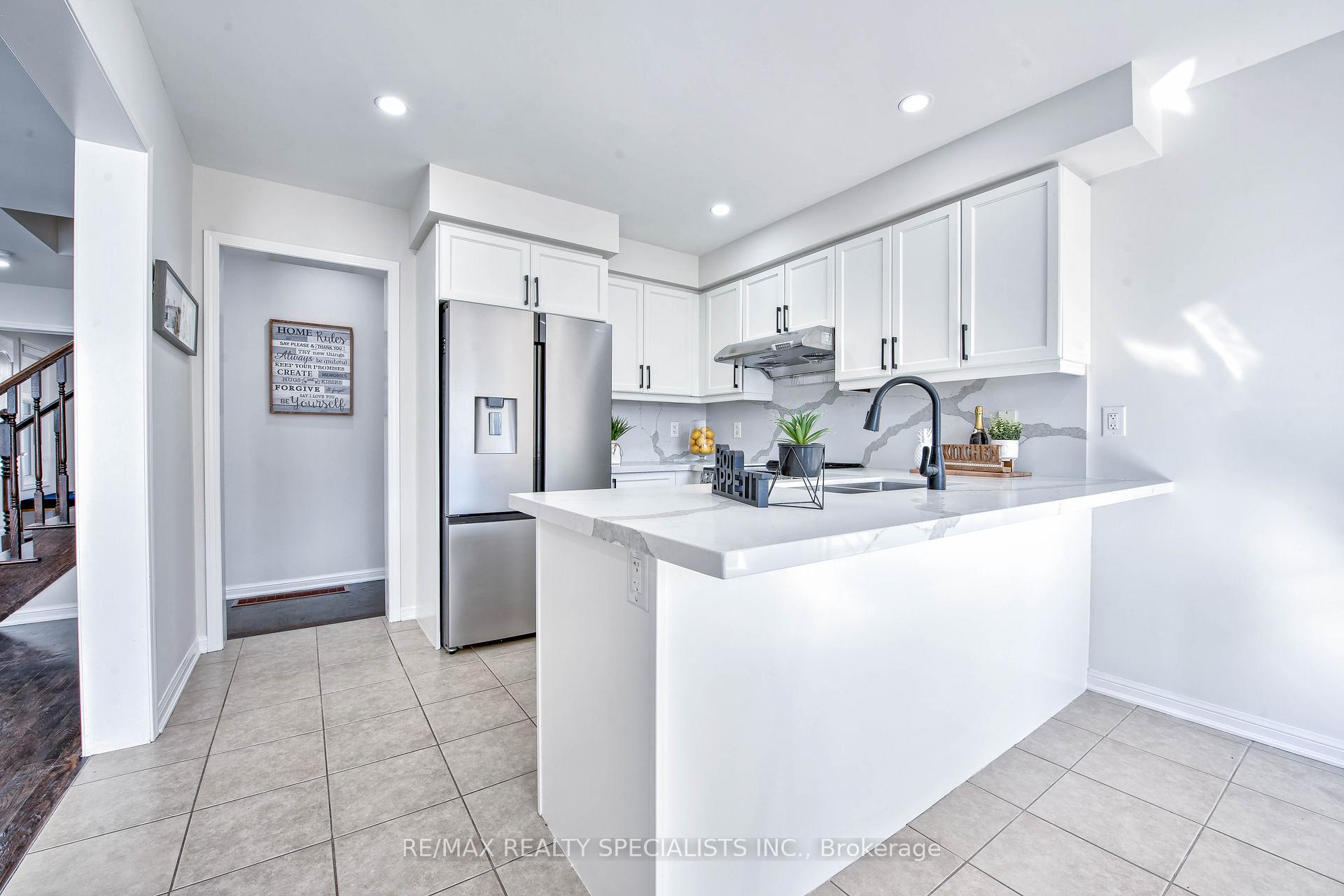 Photo 12 of 282 Cedric Terrace, Milton, Harrison — HOMEH