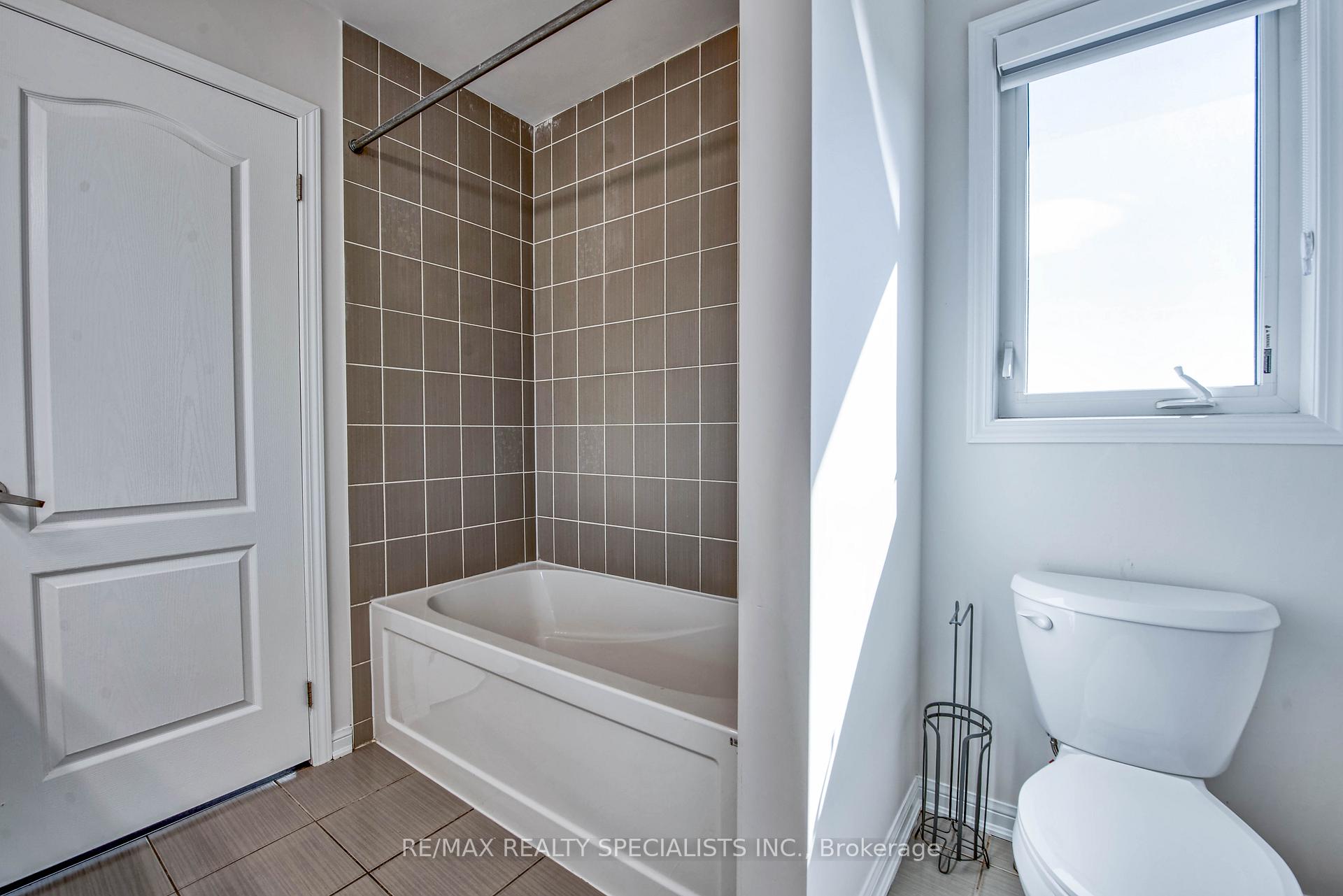 Photo 25 of 282 Cedric Terrace, Milton, Harrison — HOMEH