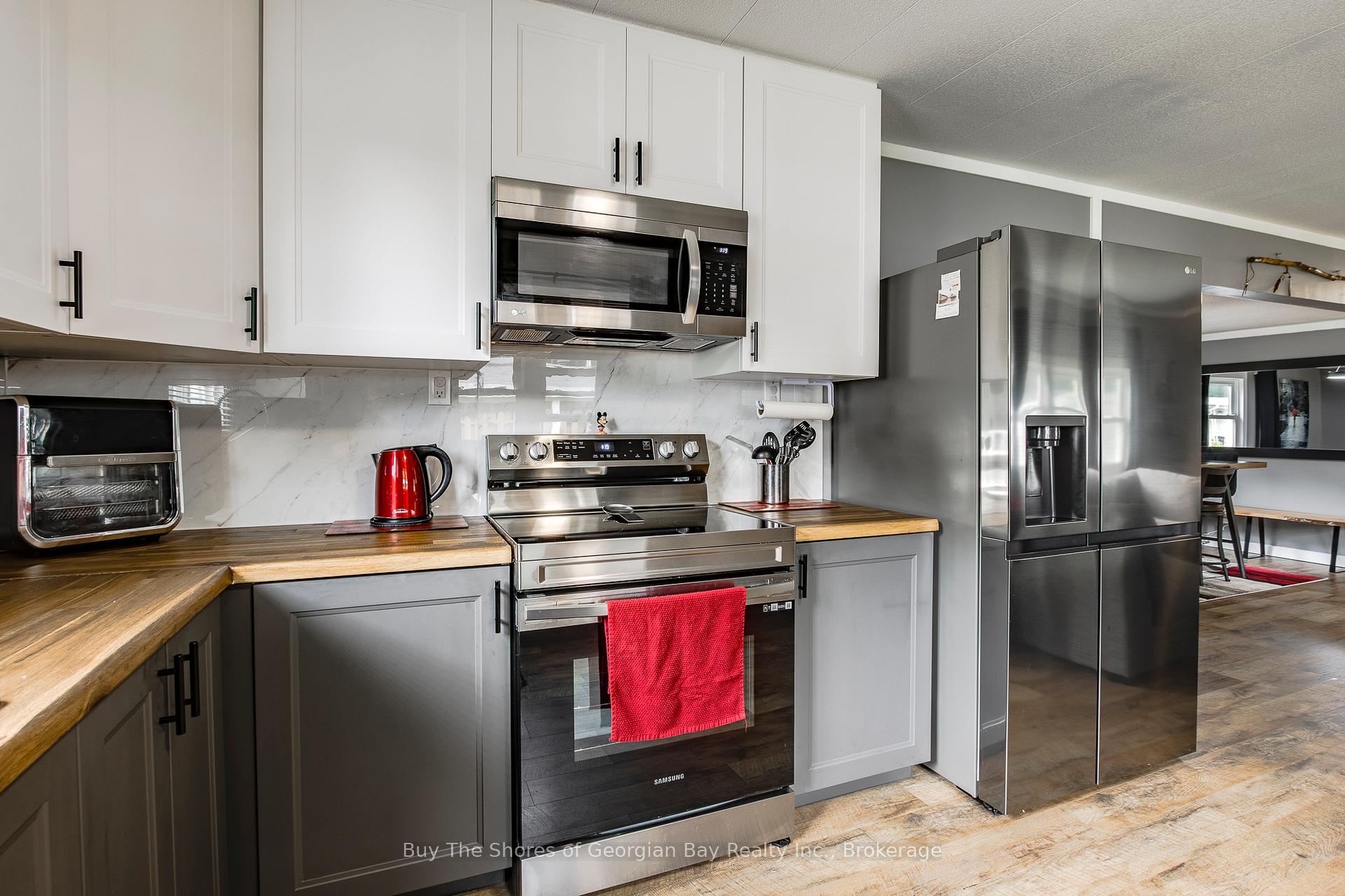 Photo 13 of Unit 59, 525 Midland Point Road, Midland — HOMEH
