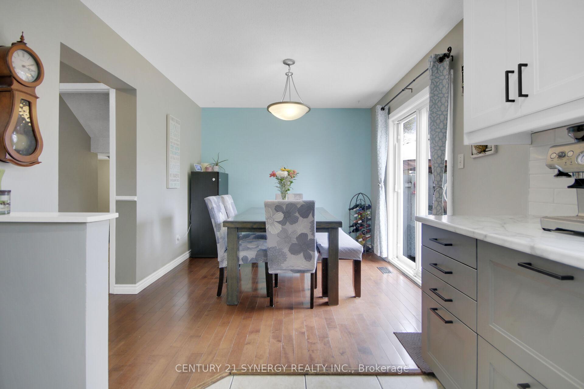 Photo 17 of 19 Seabrooke Drive, Ottawa, Kanata - Glencairn/Hazeldean — HOMEH