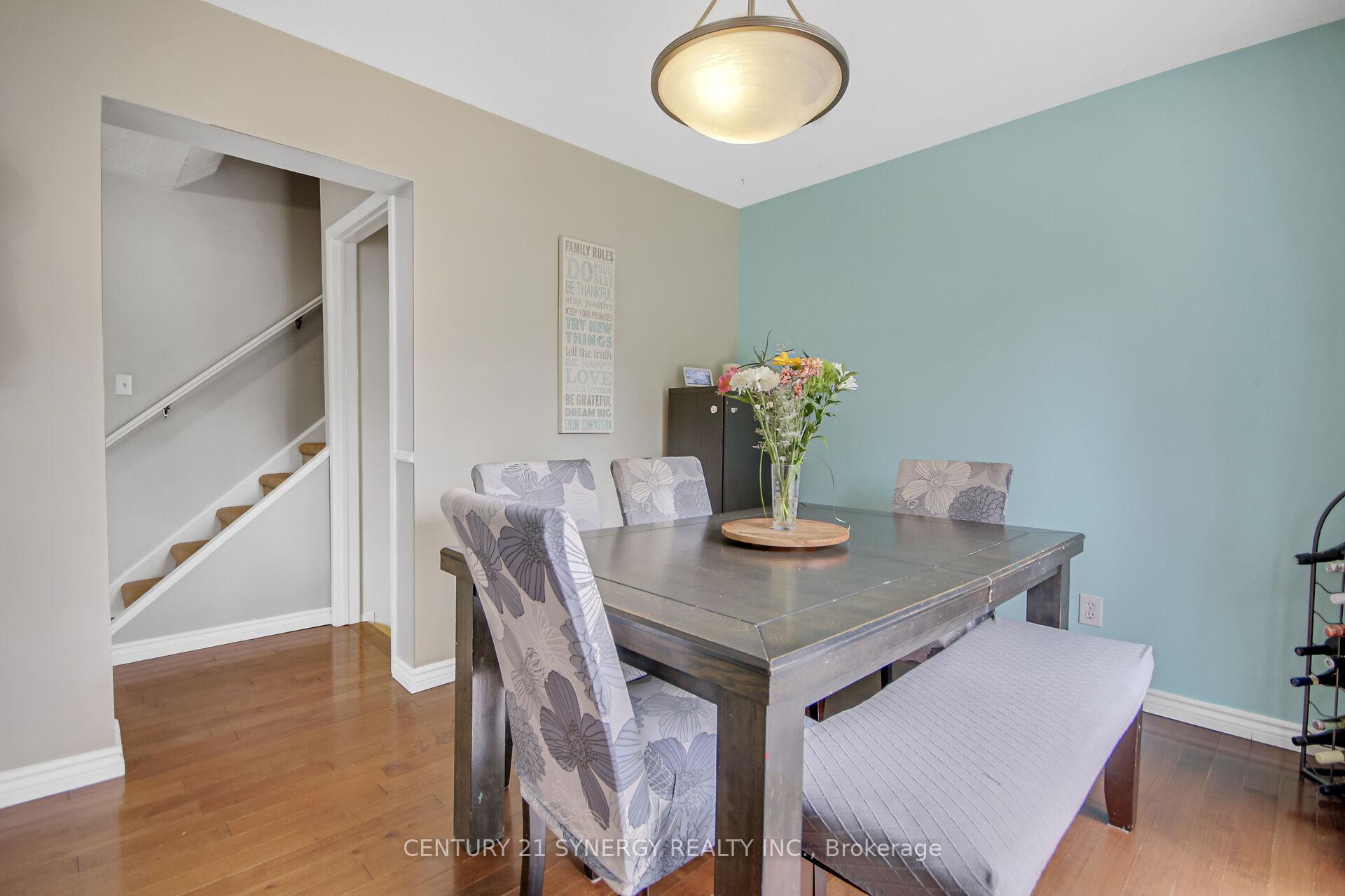 Photo 18 of 19 Seabrooke Drive, Ottawa, Kanata - Glencairn/Hazeldean — HOMEH