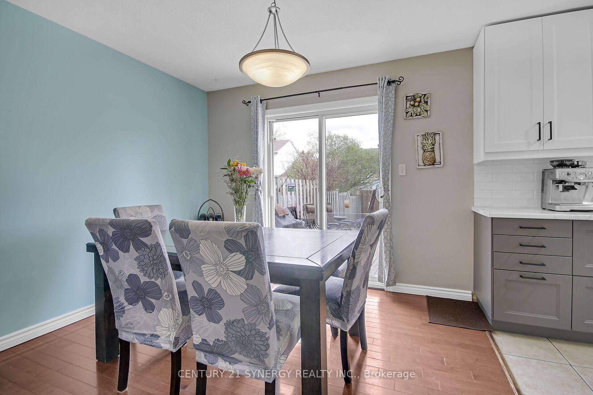 Photo 20 of 19 Seabrooke Drive, Ottawa, Kanata - Glencairn/Hazeldean — HOMEH