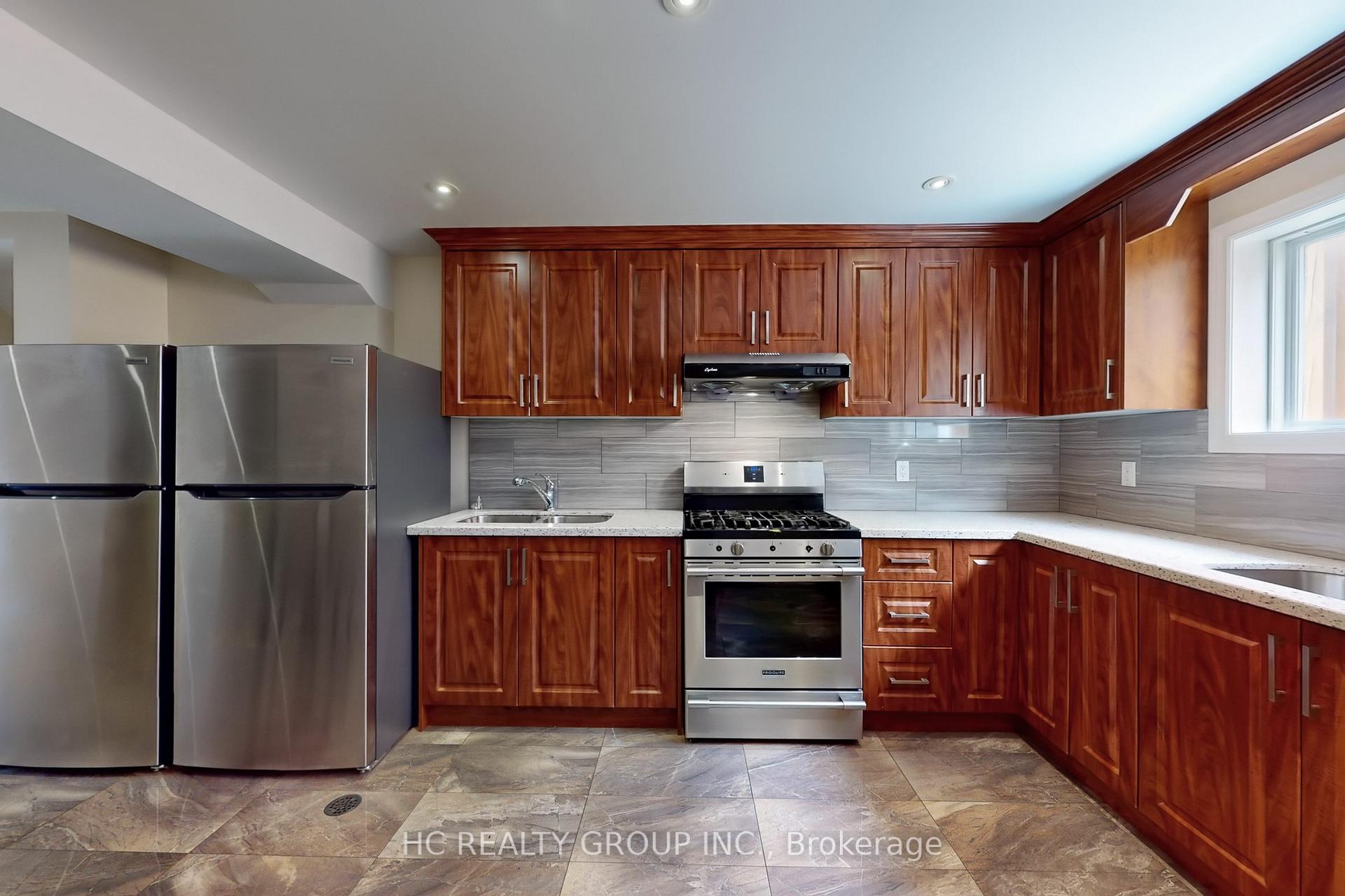 Photo 3 of Unit Bsmt, 2 Heathrow Court, Markham, Milliken Mills West — HOMEH