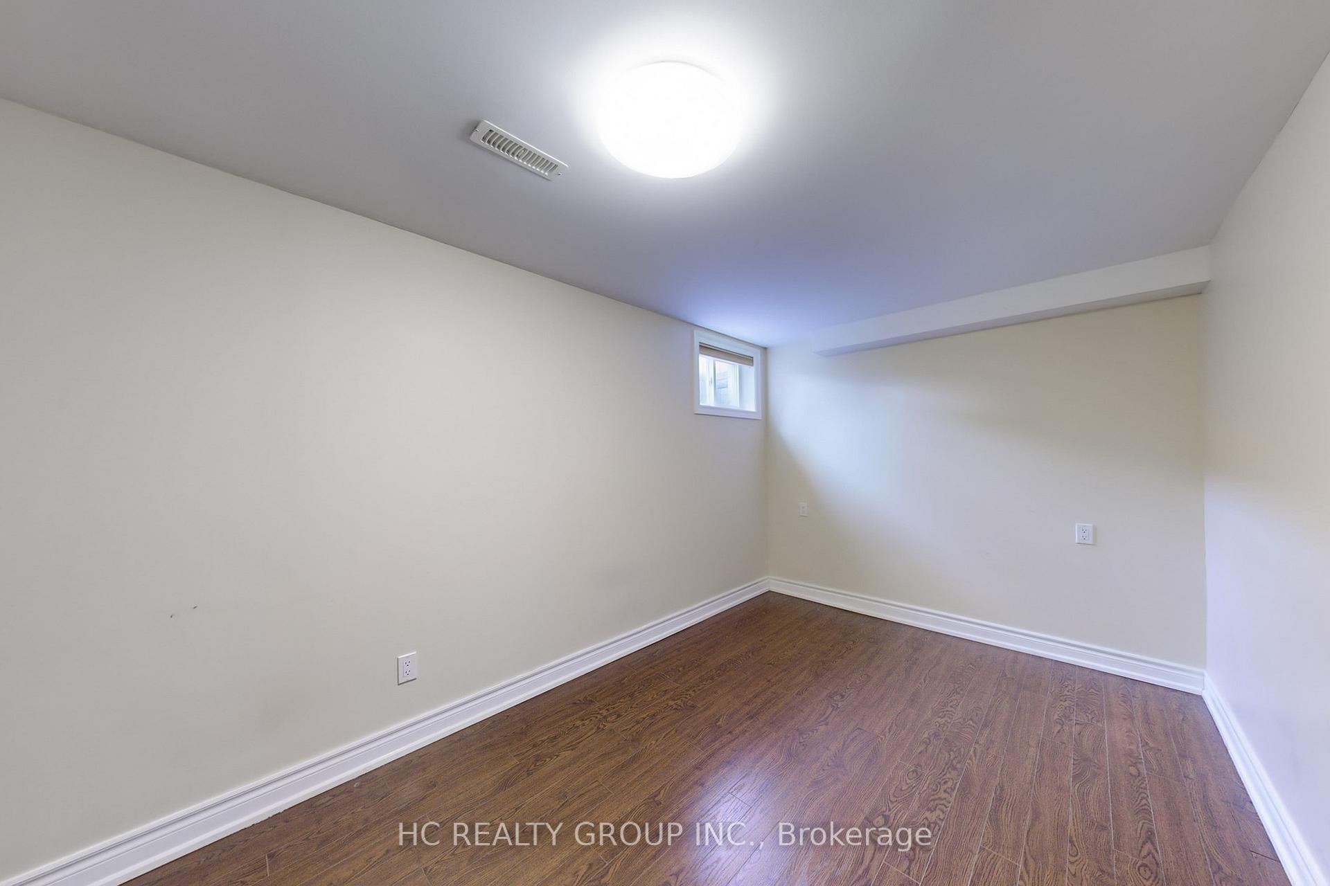 Photo 12 of Unit Bsmt, 2 Heathrow Court, Markham, Milliken Mills West — HOMEH