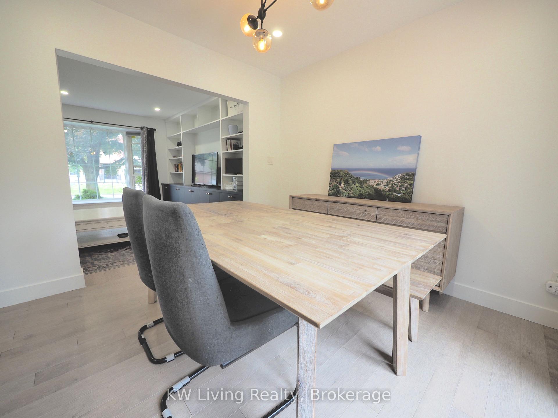 Photo 9 of 25 Gladiator Road, Markham, Bullock — HOMEH