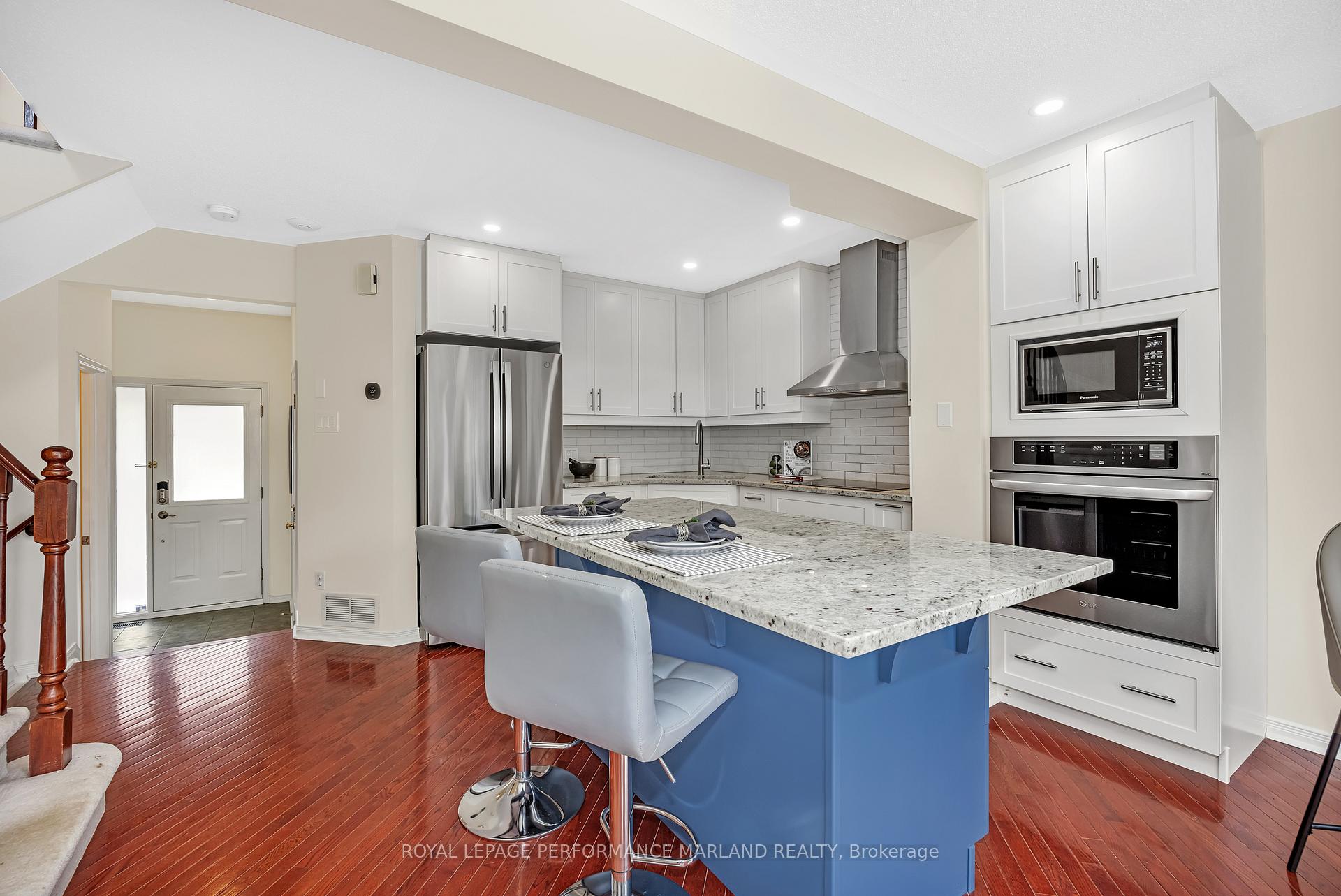 Photo 4 of 112 Blackdome Crescent, Ottawa, Kanata - Kanata Lakes/Heritage Hills — HOMEH