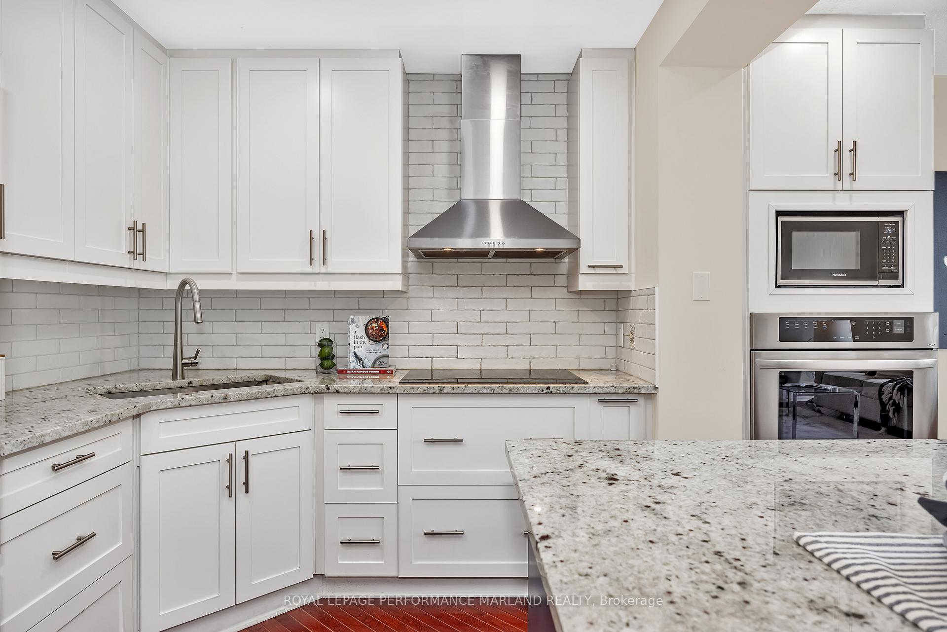 Photo 6 of 112 Blackdome Crescent, Ottawa, Kanata - Kanata Lakes/Heritage Hills — HOMEH
