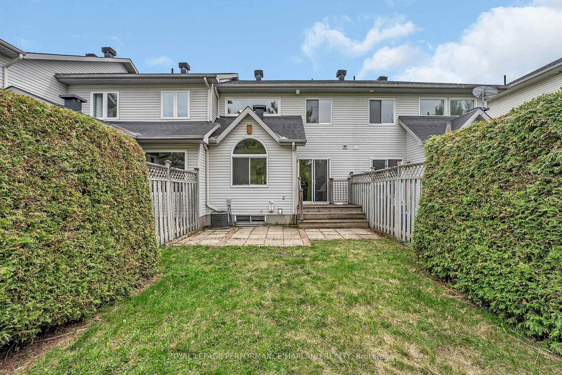 Photo 22 of 112 Blackdome Crescent, Ottawa, Kanata - Kanata Lakes/Heritage Hills — HOMEH