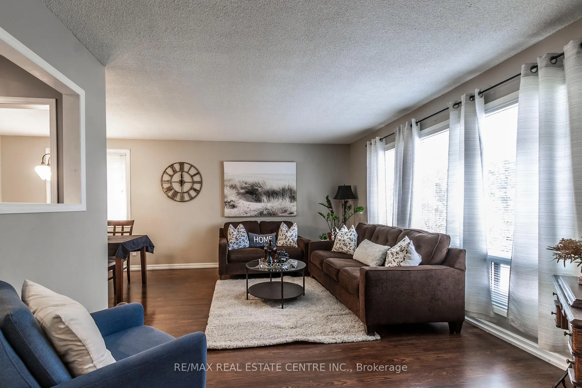 Photo 3 of 34 Milton Heights Crescent, Milton, Milton North — HOMEH