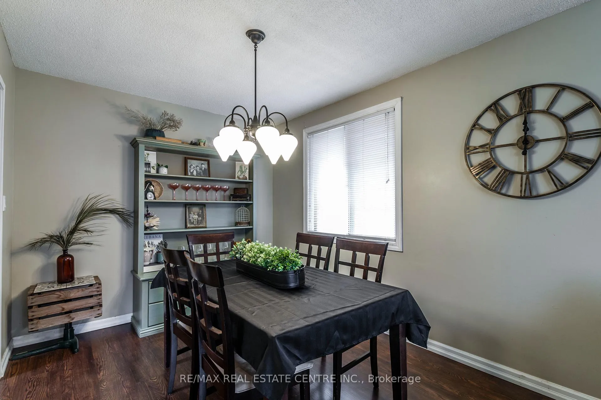 Photo 6 of 34 Milton Heights Crescent, Milton, Milton North — HOMEH