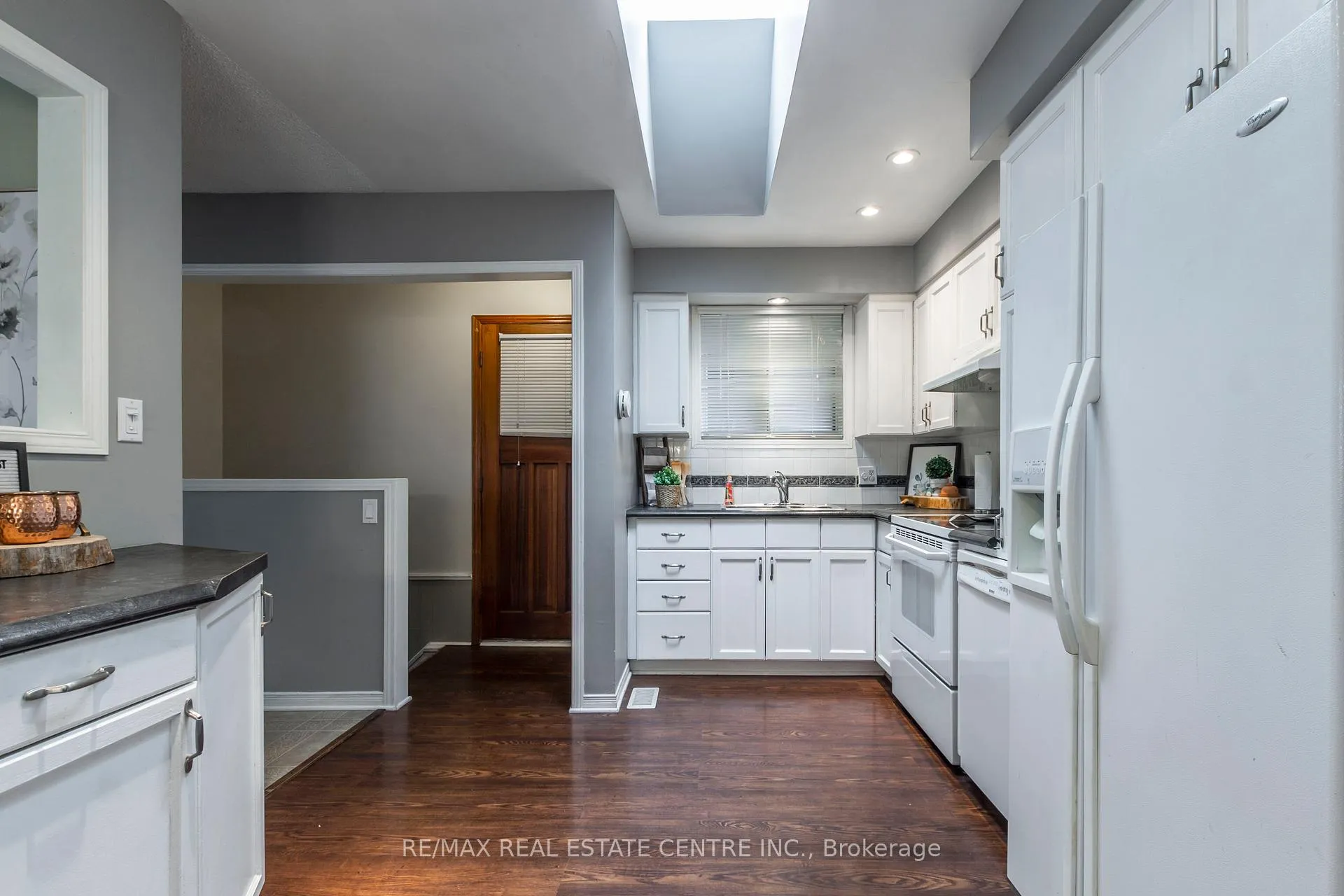 Photo 8 of 34 Milton Heights Crescent, Milton, Milton North — HOMEH
