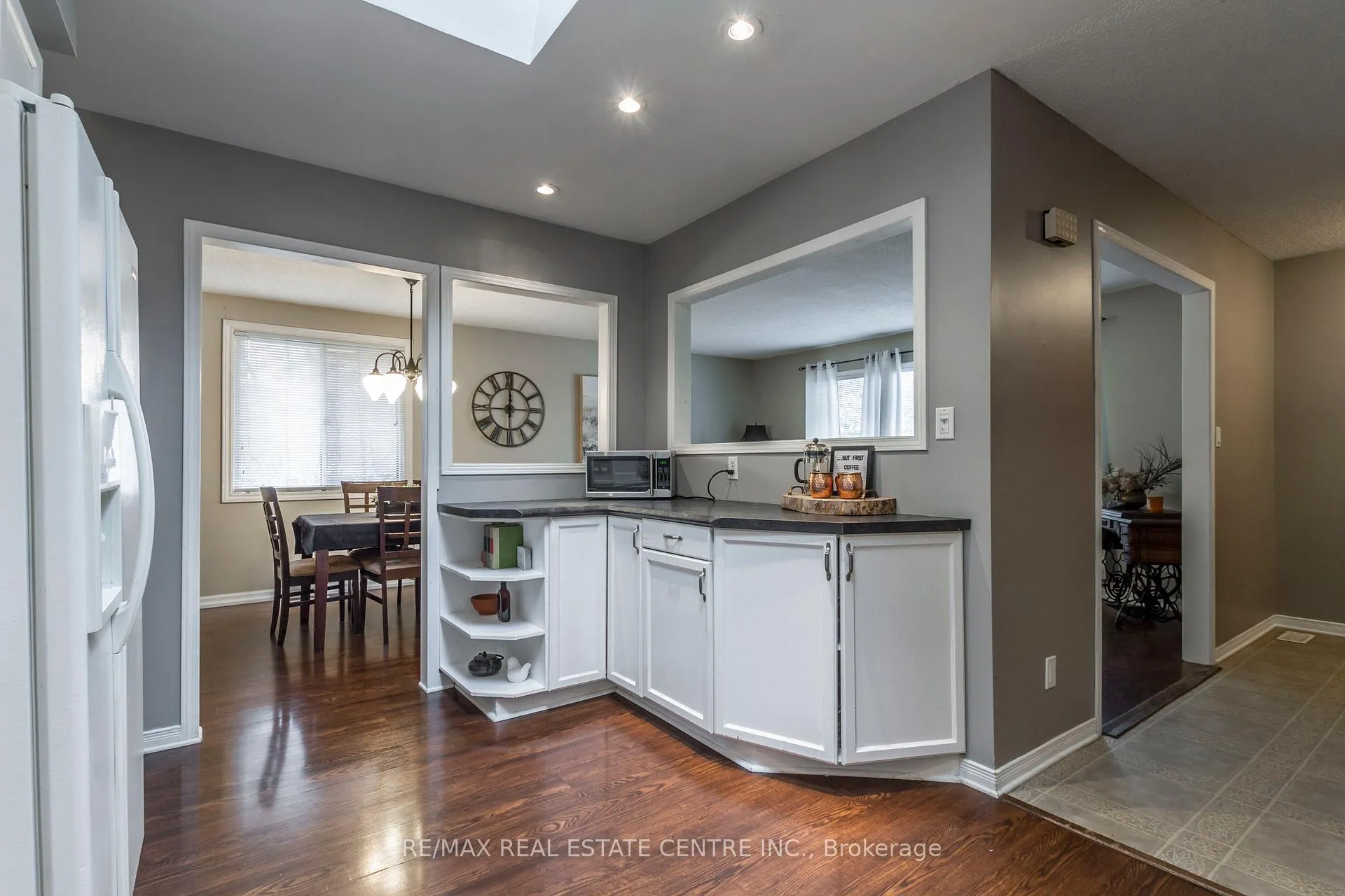 Photo 10 of 34 Milton Heights Crescent, Milton, Milton North — HOMEH