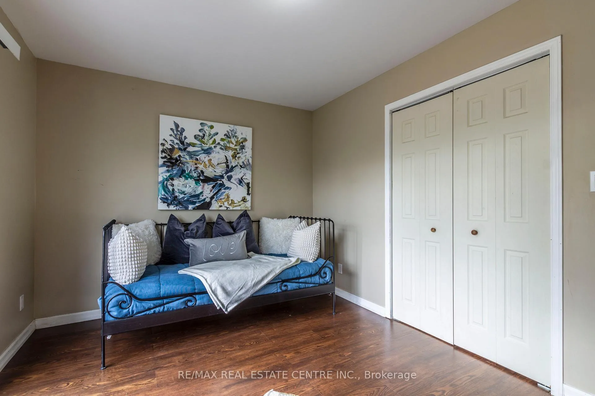 Photo 16 of 34 Milton Heights Crescent, Milton, Milton North — HOMEH