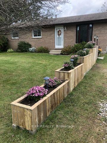 Photo 6 of 167 Railway Avenue, Middlesex Centre, Komoka — HOMEH