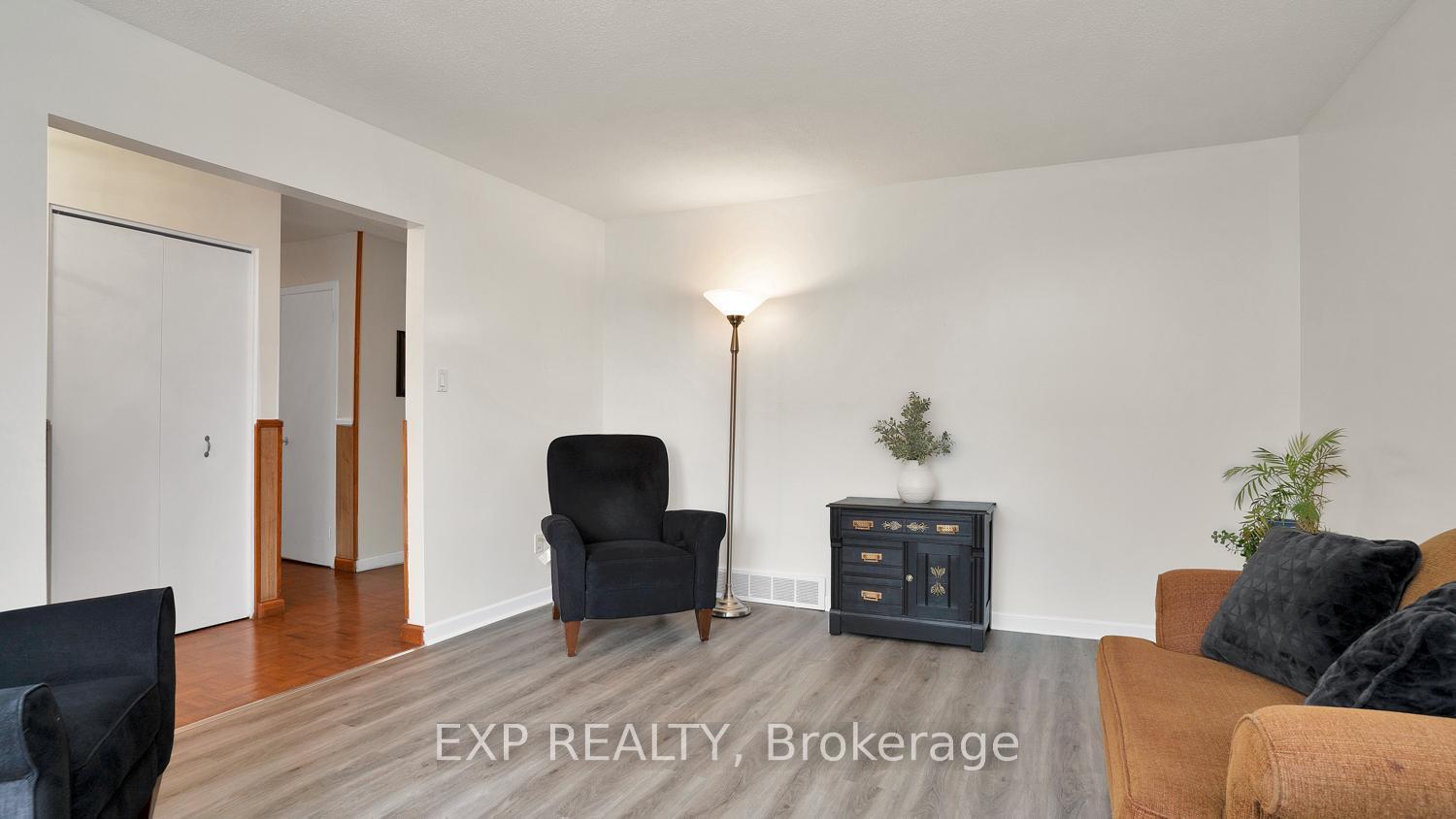 Photo 9 of 167 Railway Avenue, Middlesex Centre, Komoka — HOMEH