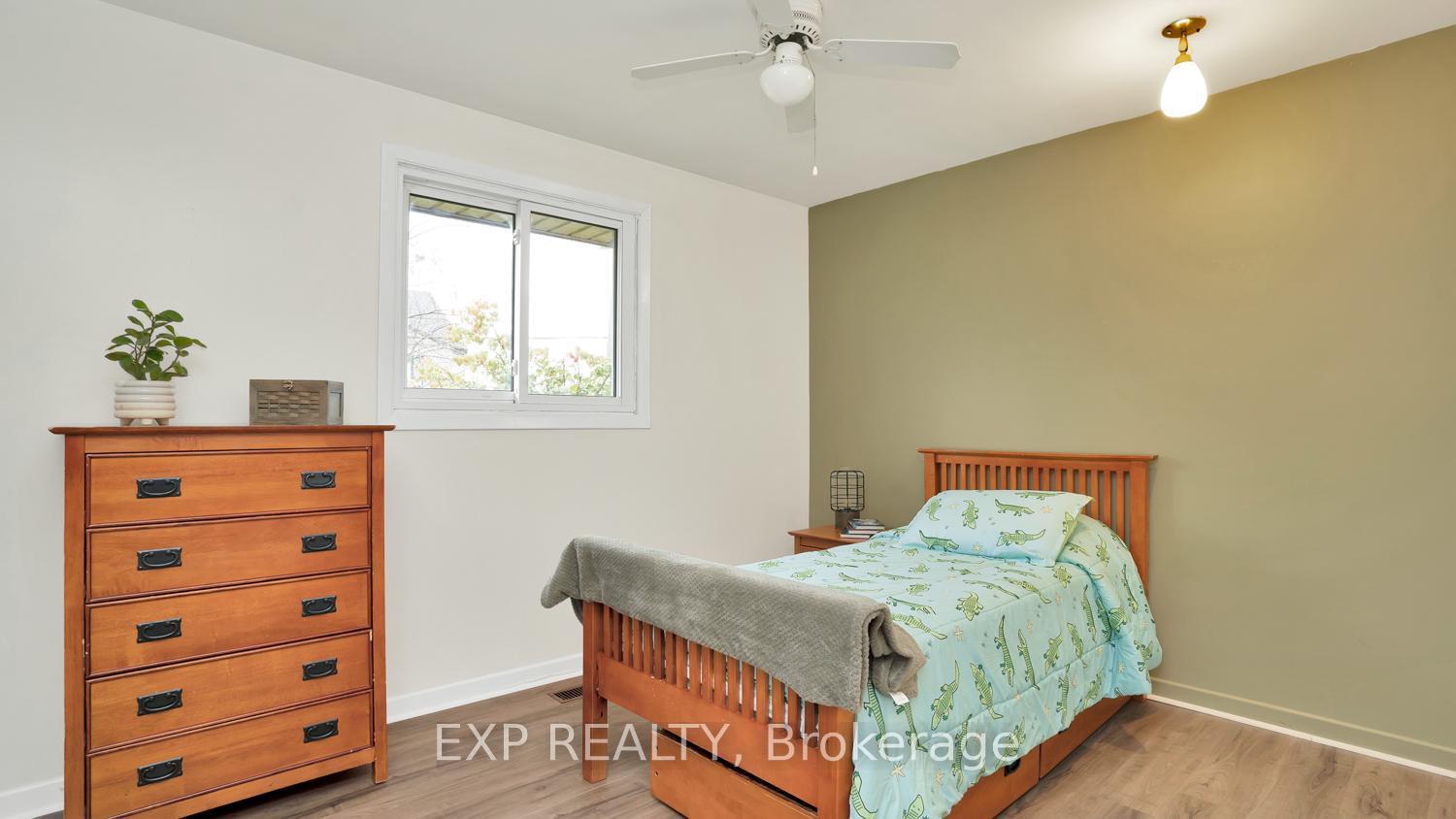 Photo 16 of 167 Railway Avenue, Middlesex Centre, Komoka — HOMEH
