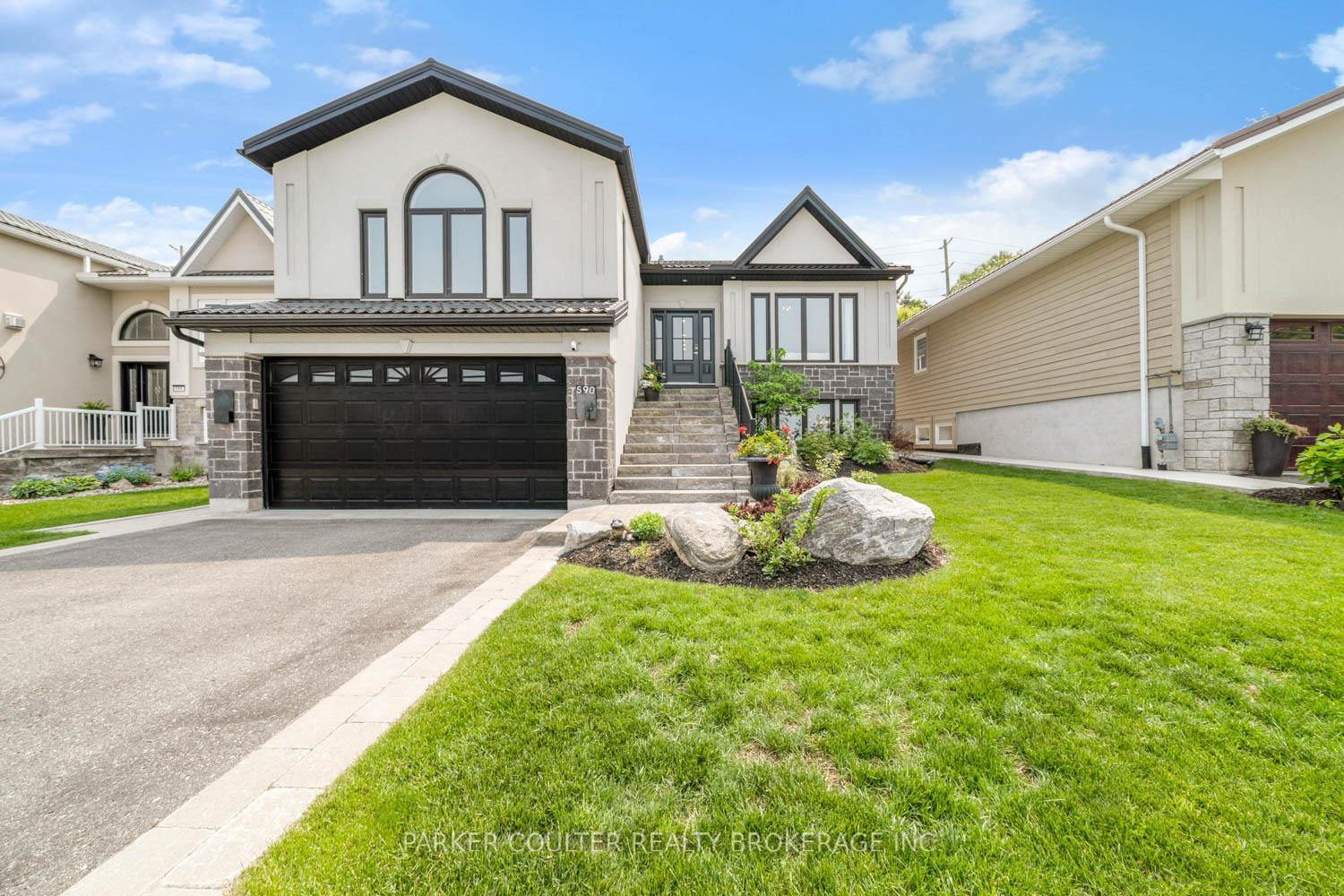 Photo 4 of 590 Taylor Drive, Midland — HOMEH