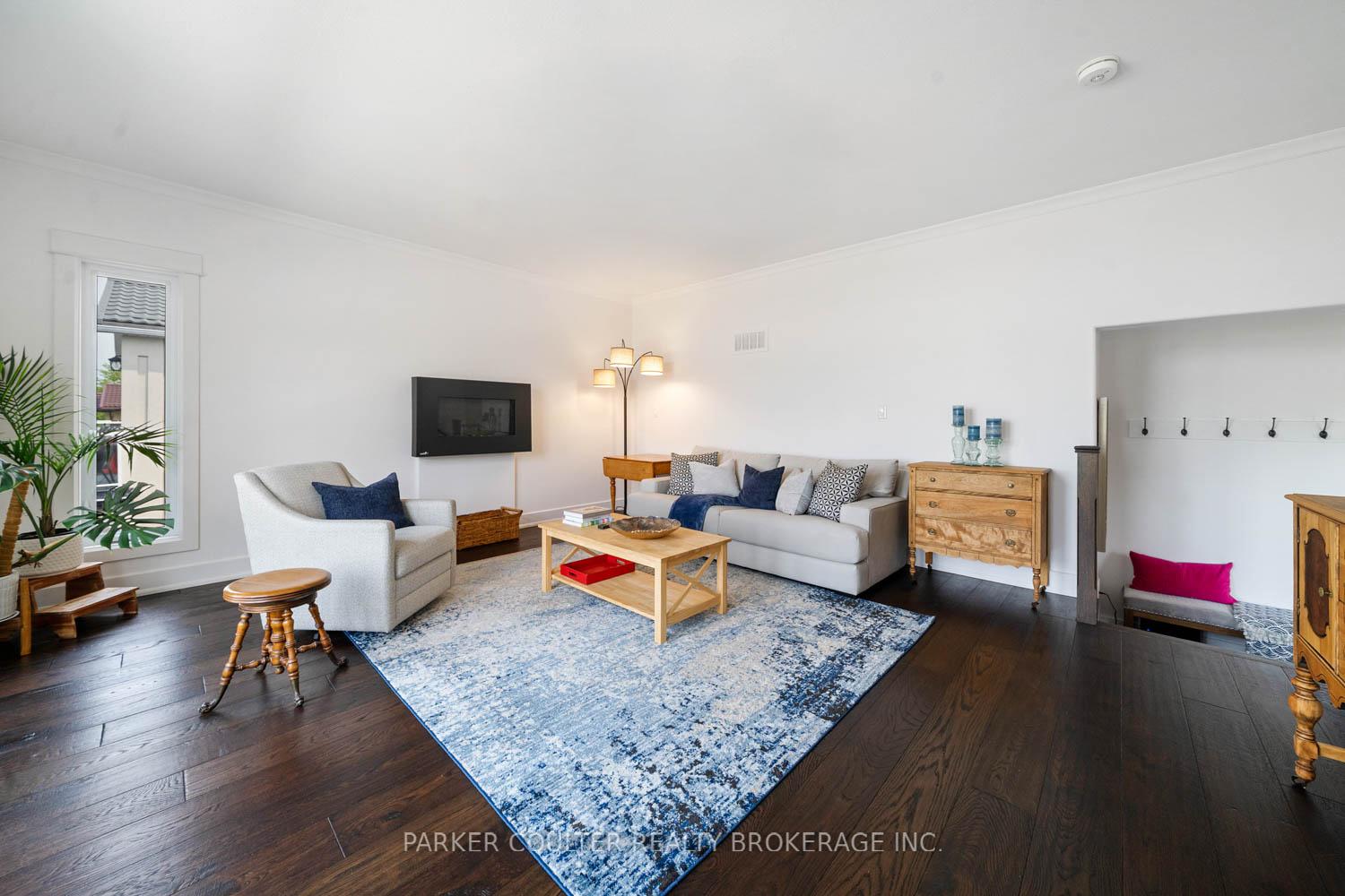 Photo 6 of 590 Taylor Drive, Midland — HOMEH