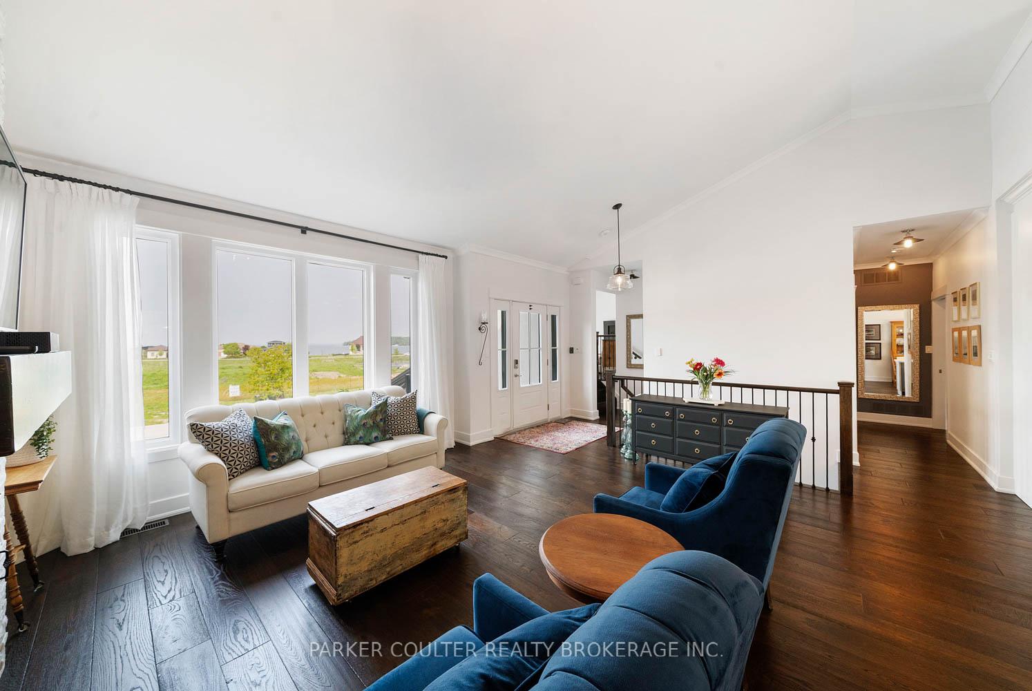Photo 10 of 590 Taylor Drive, Midland — HOMEH