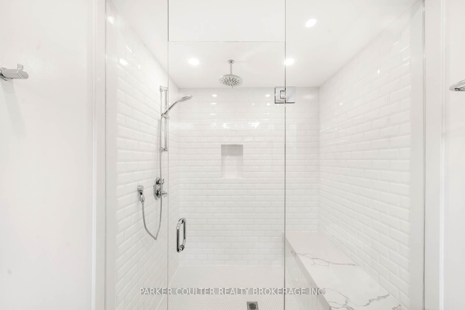 Photo 22 of 590 Taylor Drive, Midland — HOMEH
