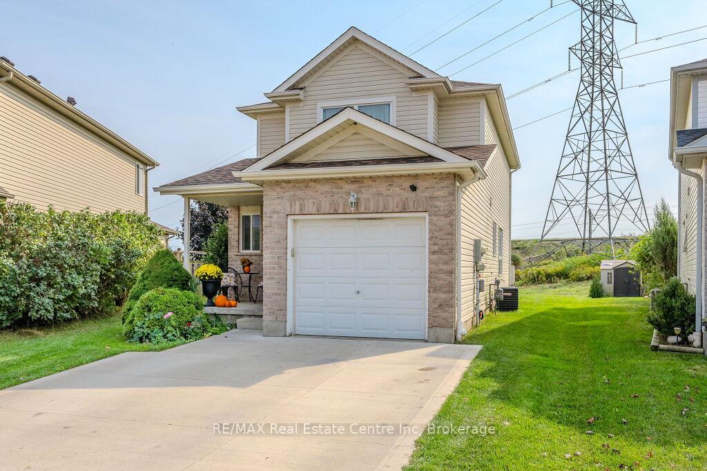 Photo 3 of 128 Henhoeffer Crescent, Kitchener — HOMEH